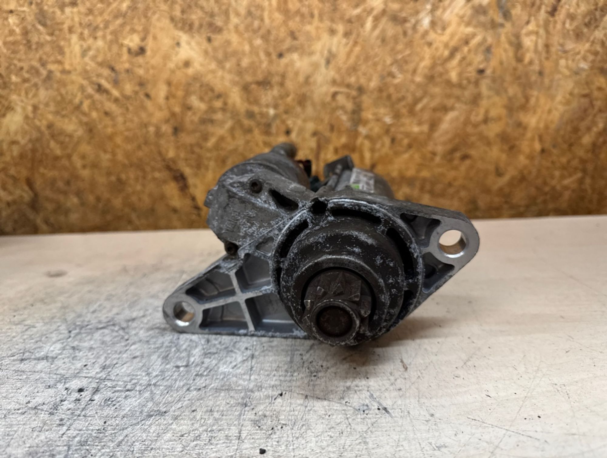 Стартер Volkswagen Golf BUD, 2000 рублей, Ростов-на-Дону