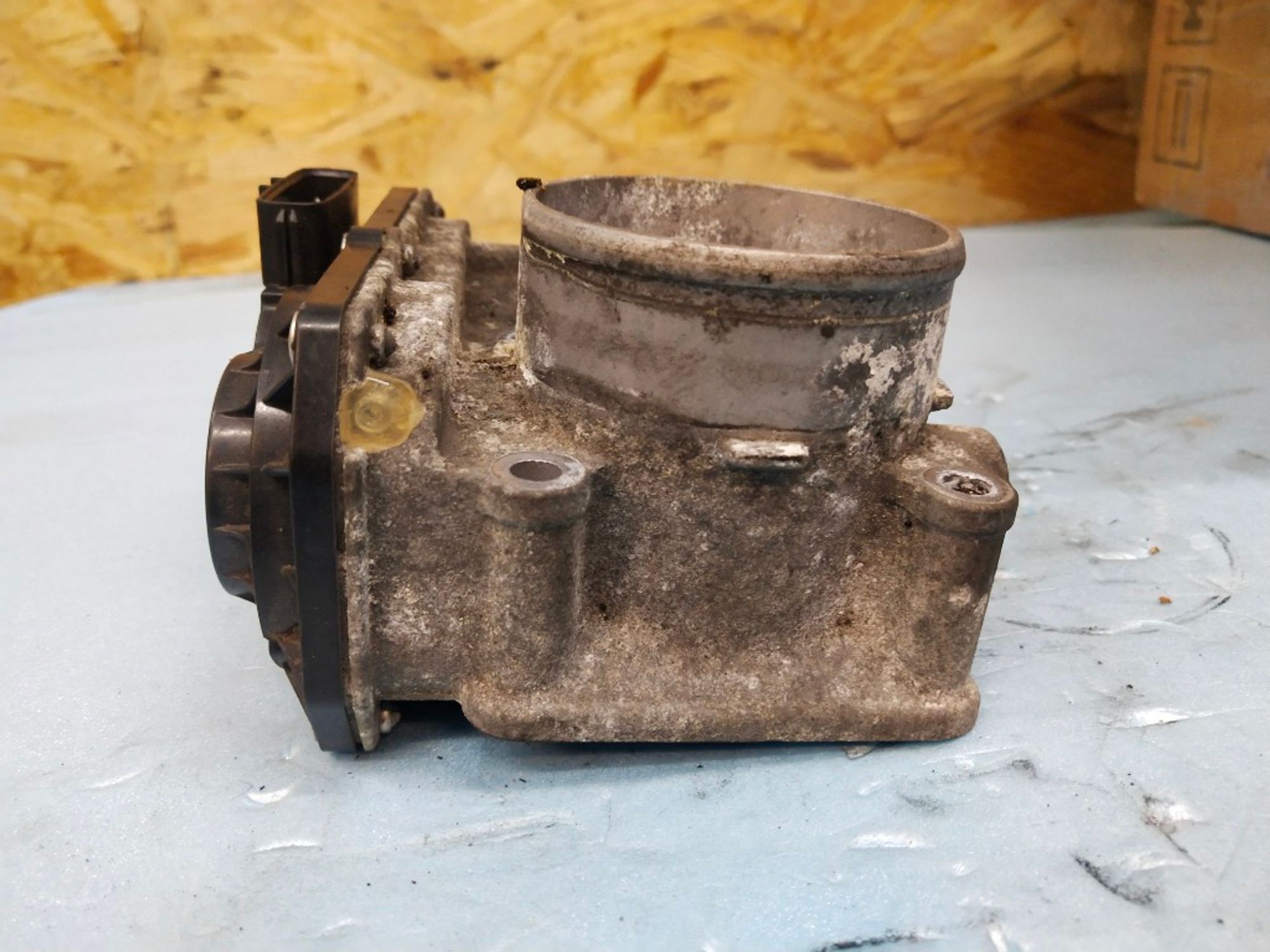 Дроссельная заслонка Toyota Auris 1 1ZR-FE, 1500 рублей, Ростов-на-Дону