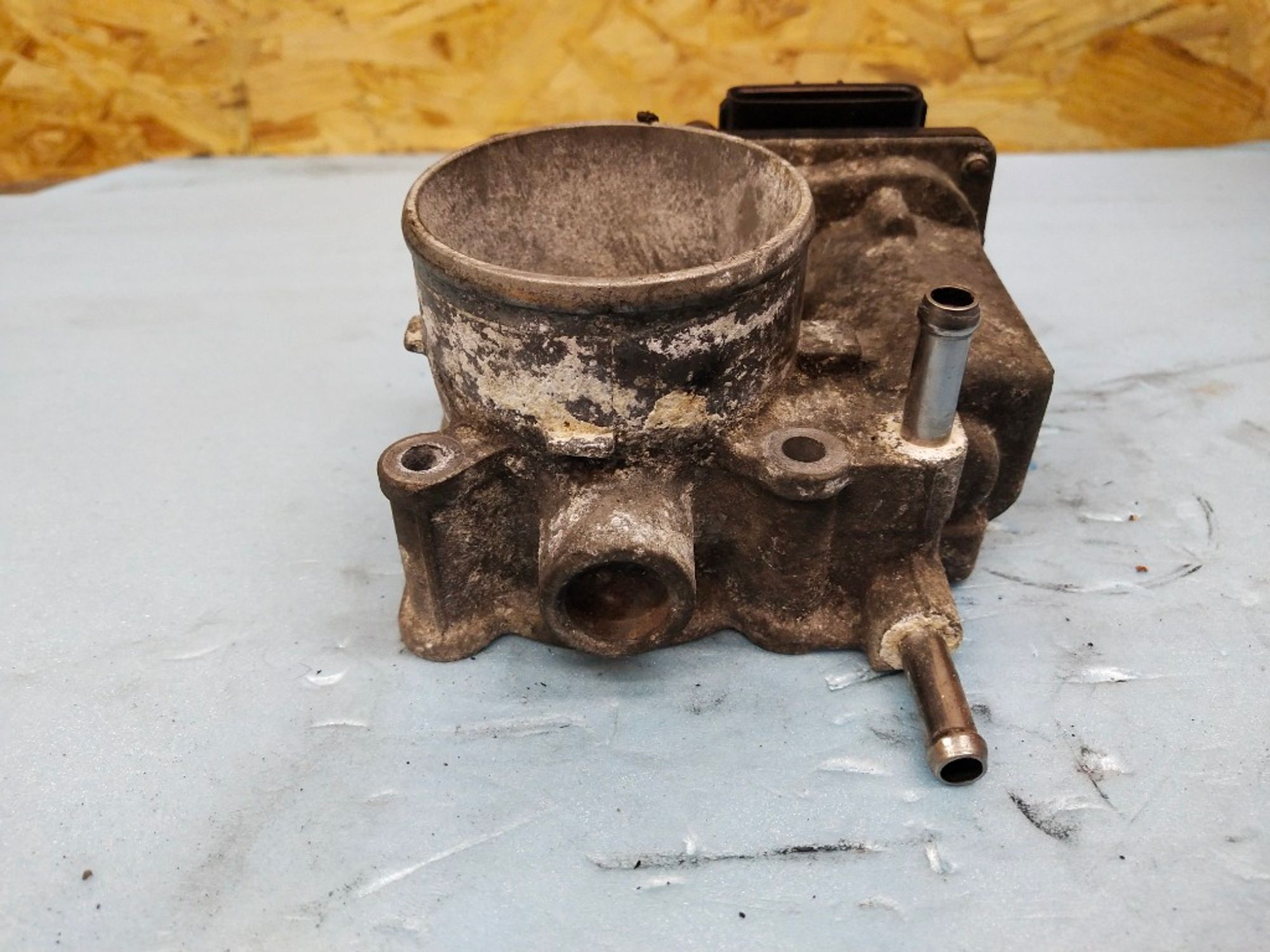 Дроссельная заслонка Toyota Auris 1 1ZR-FE, 1500 рублей, Ростов-на-Дону