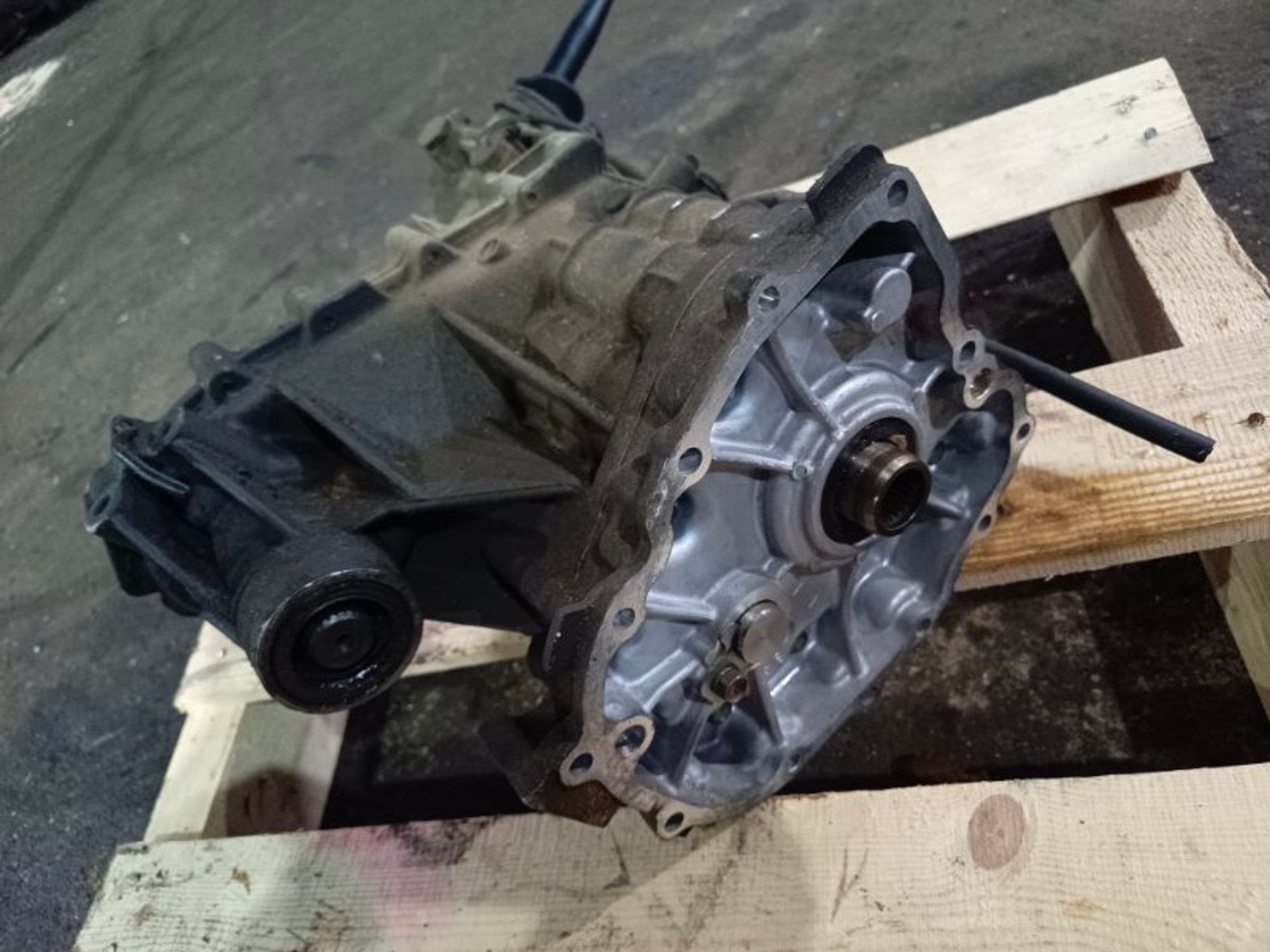 Раздаточная коробка Suzuki Grand Vitara J20A 2000, 20000 рублей, Ростов-на-Дону