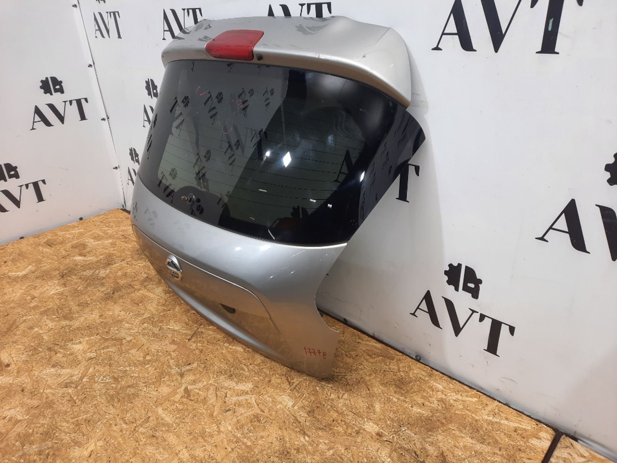 Крышка багажника Nissan Juke, 20000 рублей, Ростов-на-Дону