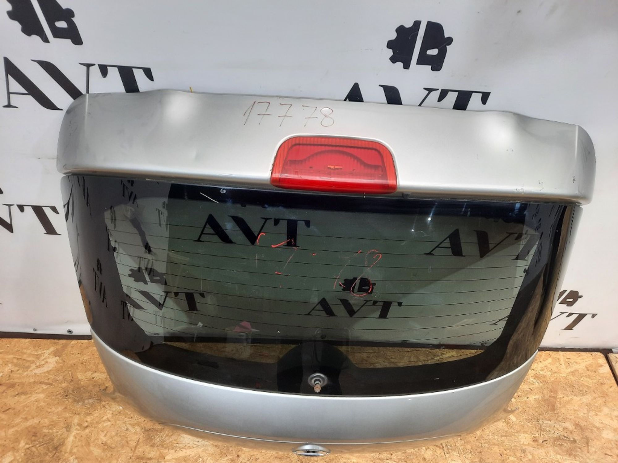 Крышка багажника Nissan Juke, 20000 рублей, Ростов-на-Дону