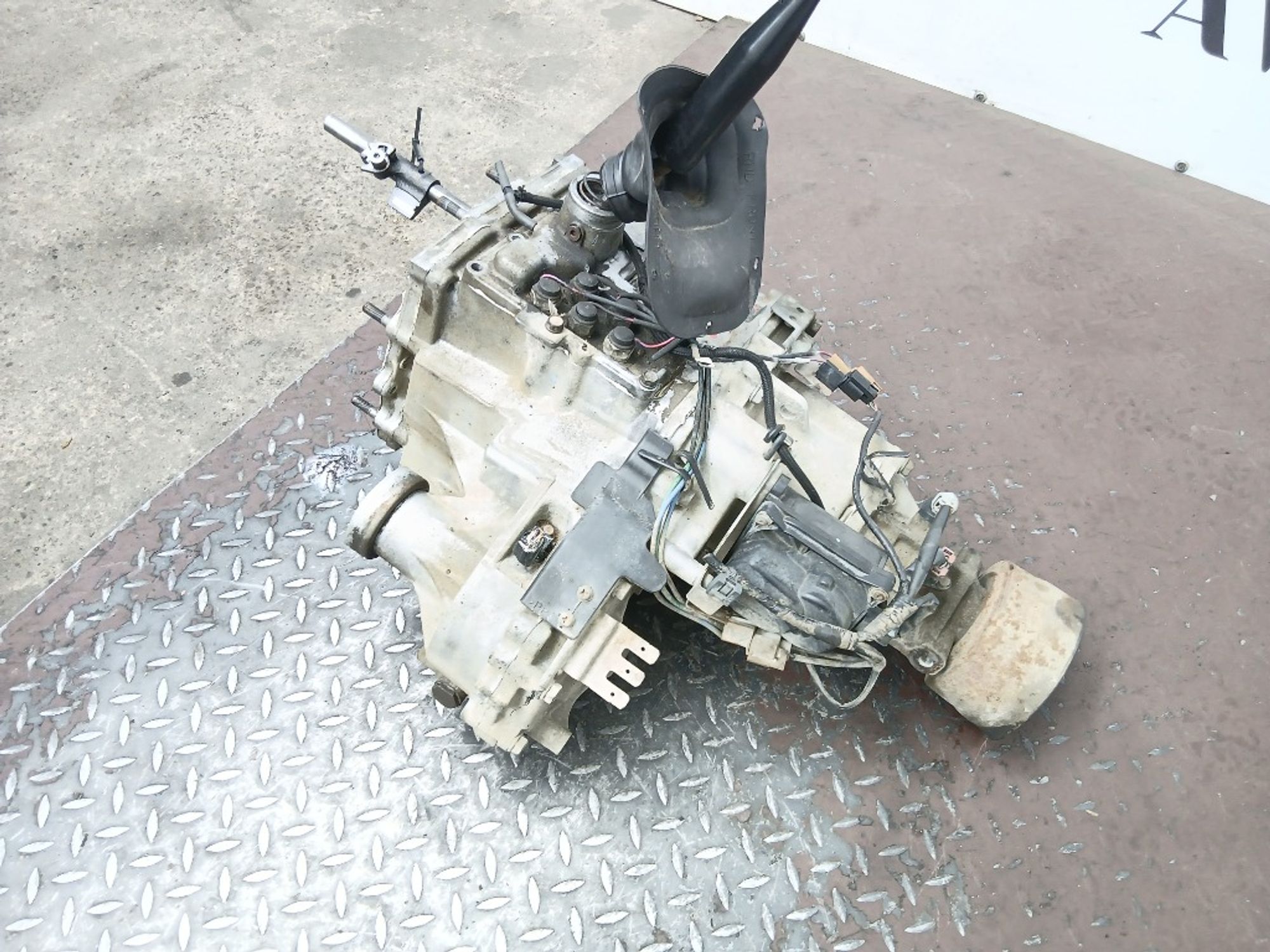 Раздаточная коробка Mitsubishi Pajero V90 4M41U, 25000 рублей, Ростов-на-Дону