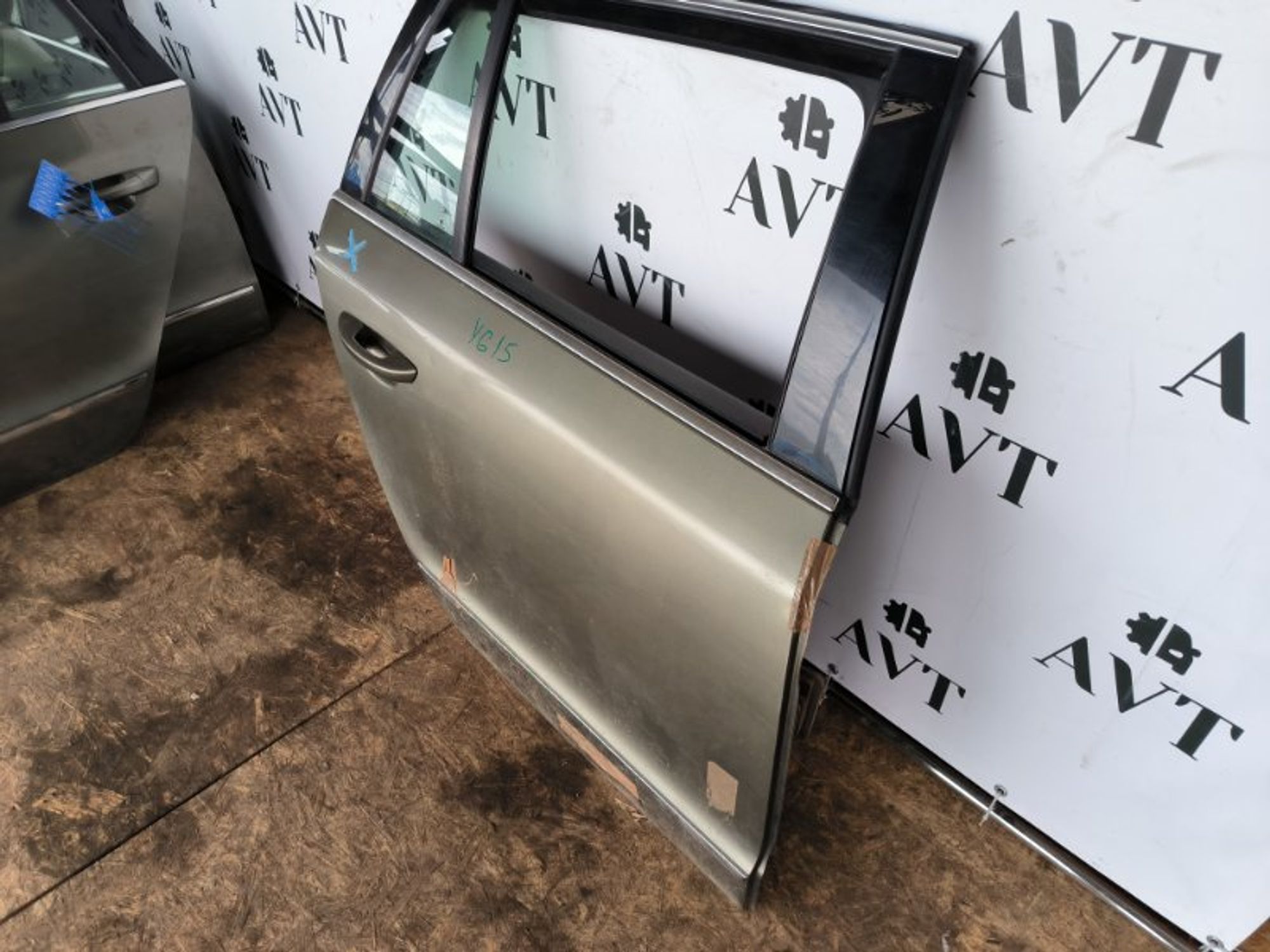 Дверь боковая задняя правая Skoda Superb, 17000 рублей, Ростов-на-Дону