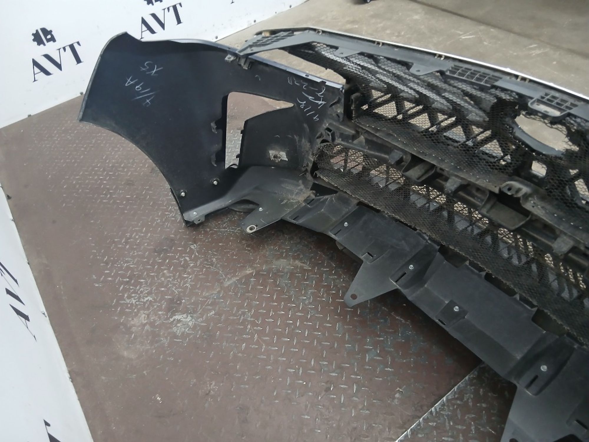 Бампер передний Lexus LX570 INVADER, 200000 рублей, Ростов-на-Дону