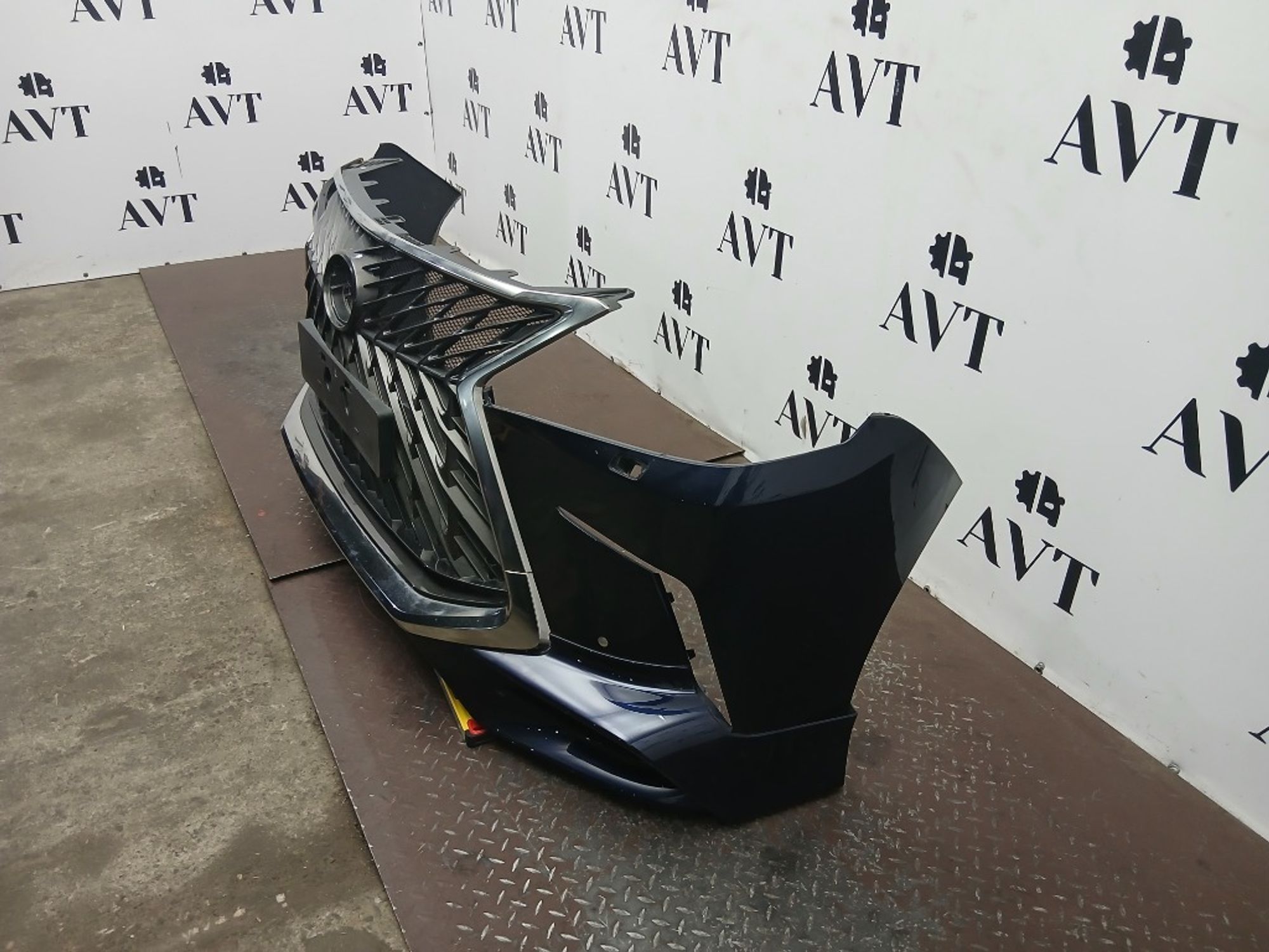 Бампер передний Lexus LX570 INVADER, 200000 рублей, Ростов-на-Дону