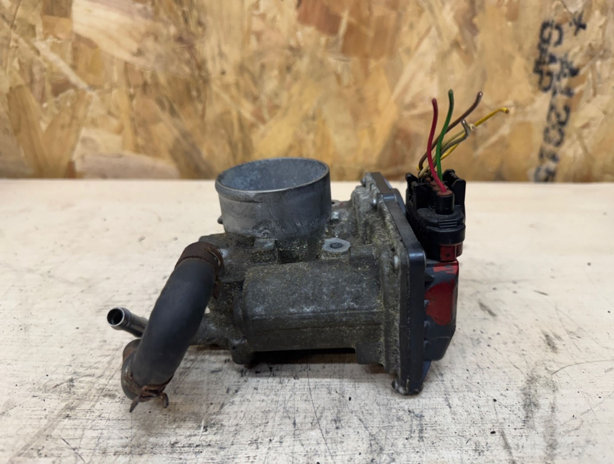 Дроссельная заслонка Toyota Auris 1NR-FE, 1500 рублей, Ростов-на-Дону