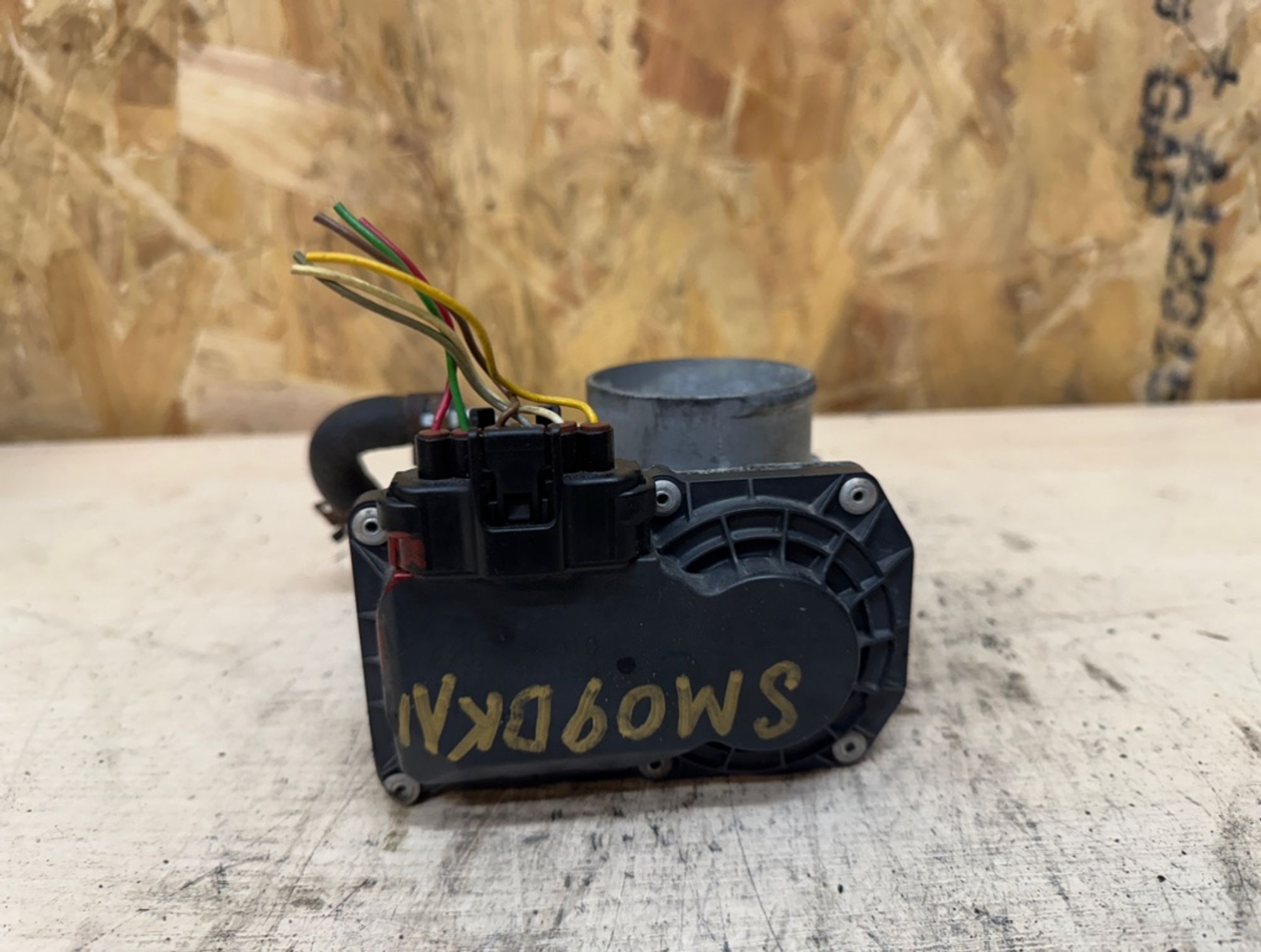 Дроссельная заслонка Toyota Auris 1NR-FE, 1500 рублей, Ростов-на-Дону