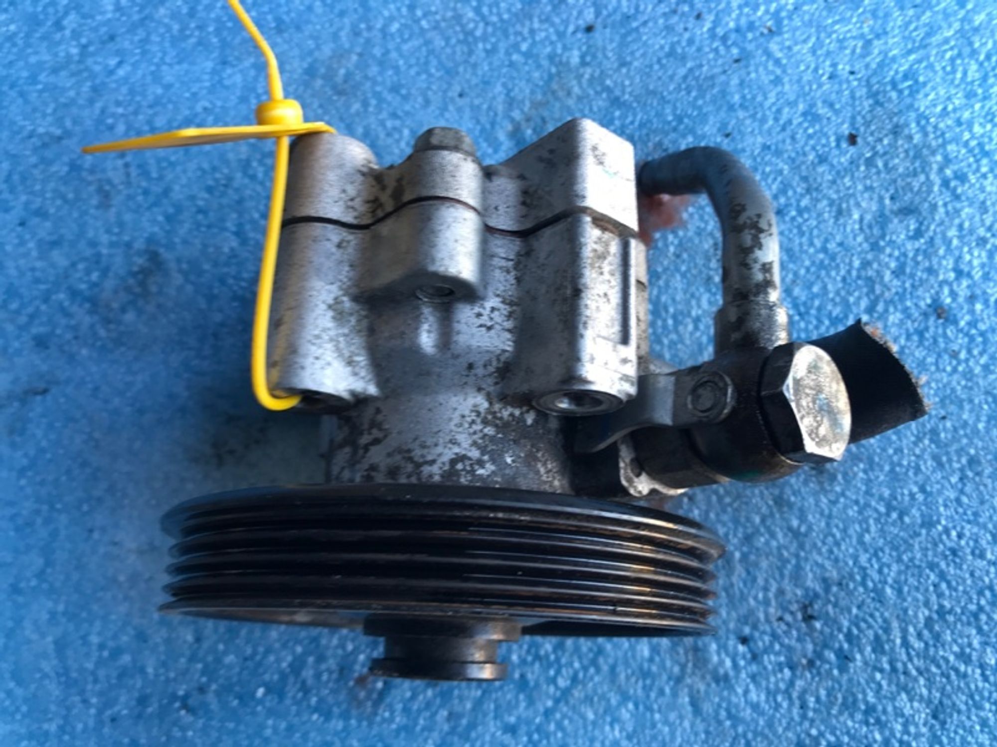 Насос гидроусилителя руля Chevrolet Cruze F16D4, 3000 рублей, Ростов-на-Дону