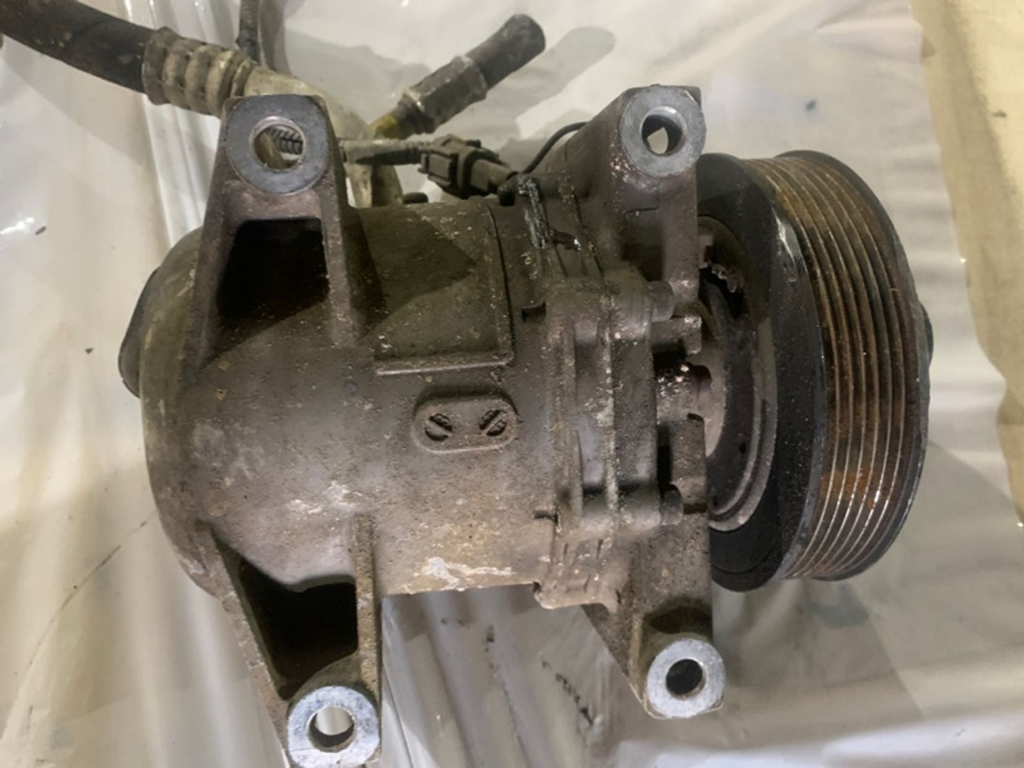 Компрессор кондиционера Nissan Navara D40 YD25DDTI, 8000 рублей, Ростов-на-Дону