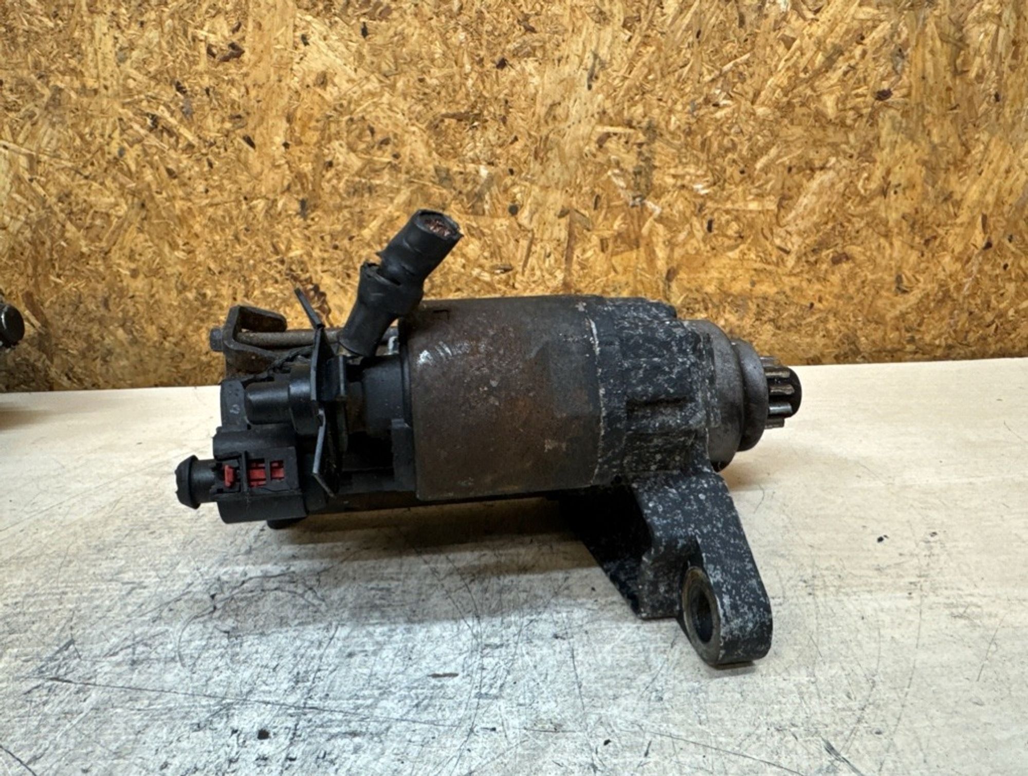 Стартер Volkswagen Polo BUD, 2000 рублей, Ростов-на-Дону