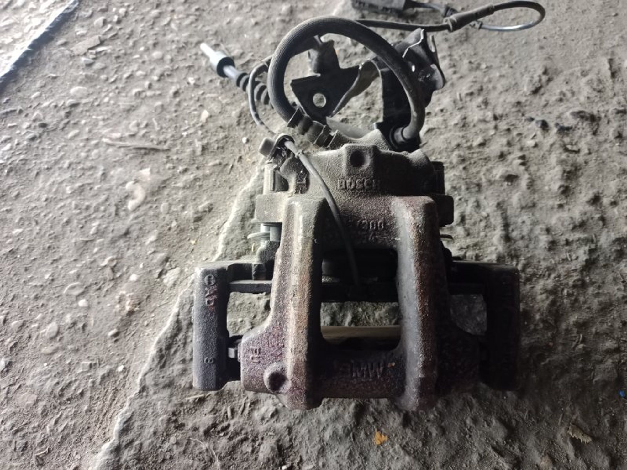 Суппорт тормозной передний правый BMW 3 F30, 4000 рублей, Ростов-на-Дону