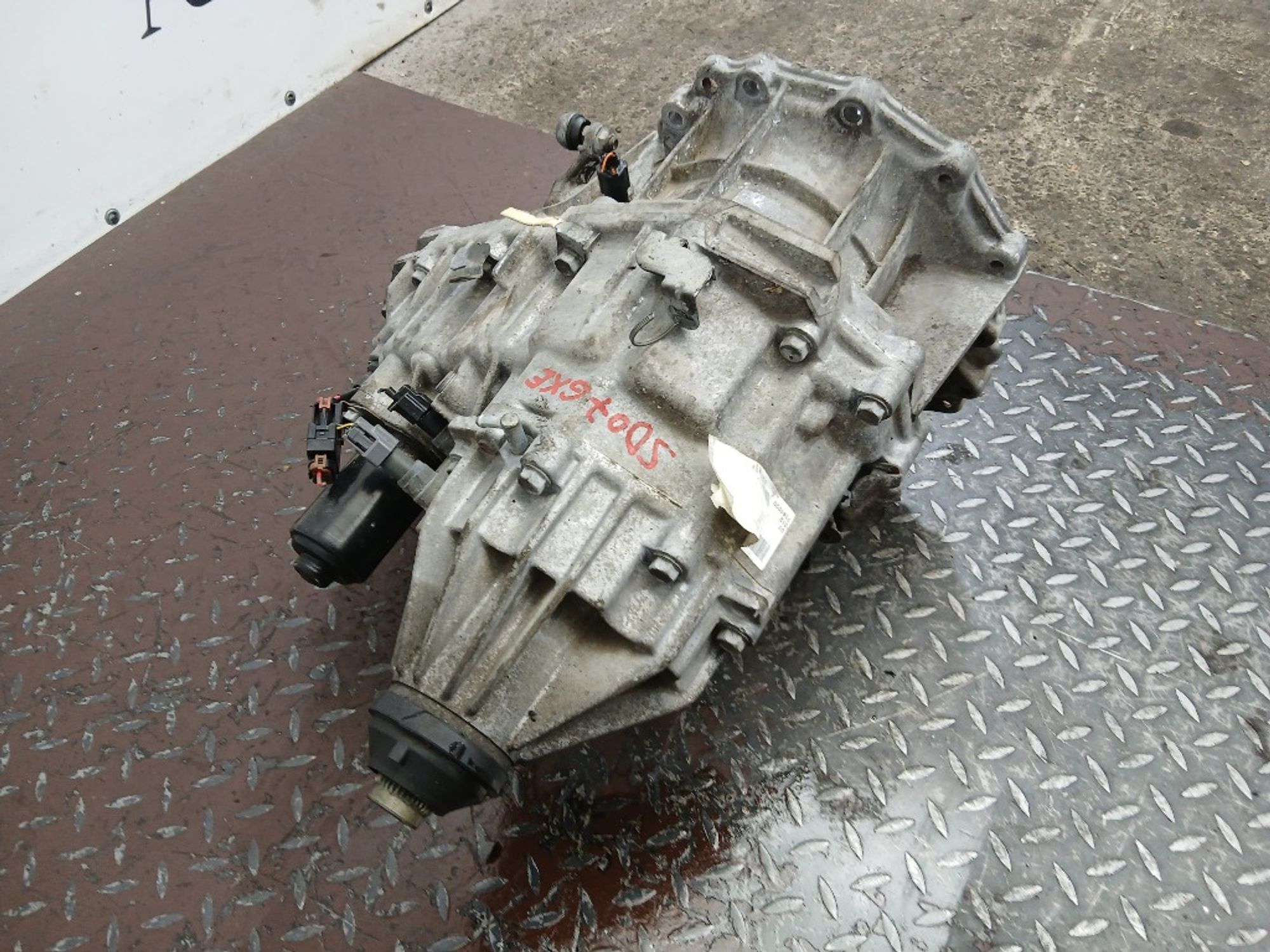 Раздаточная коробка Nissan Pathfinder R51 YD25DDTI, 35000 рублей, Ростов-на-Дону