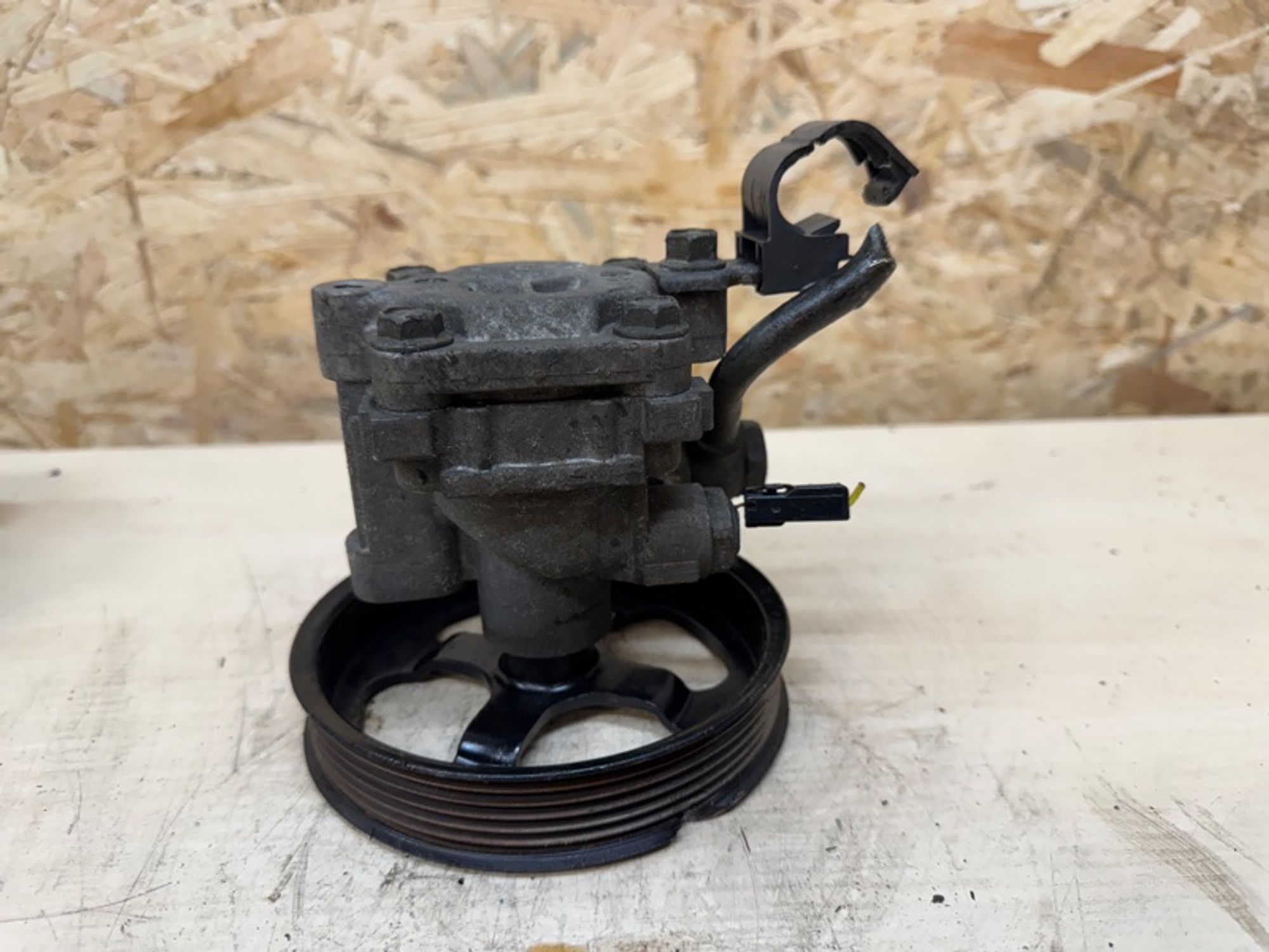 Насос гидроусилителя руля Mitsubishi Outlander, 4000 рублей, Ростов-на-Дону