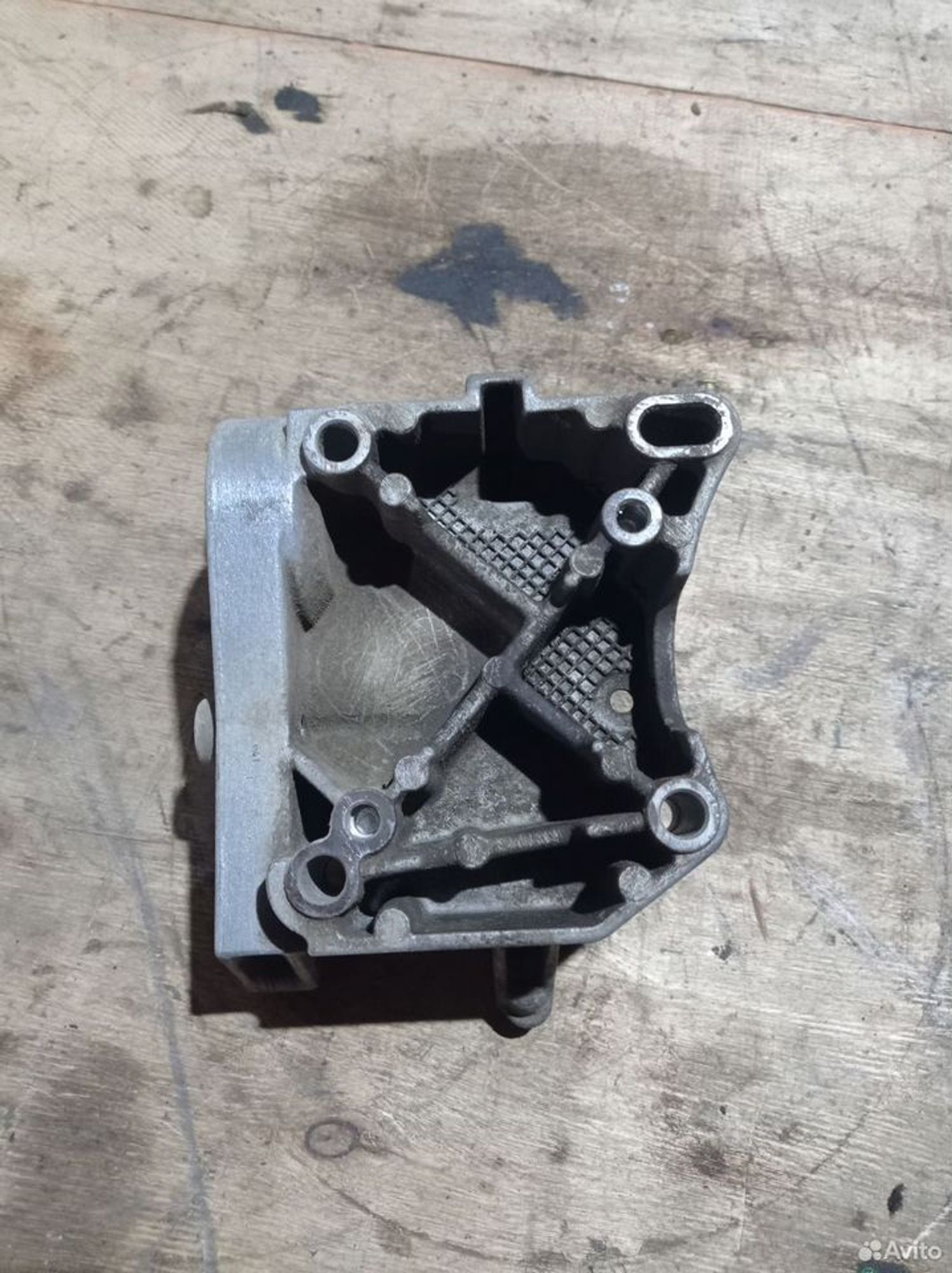 https://ycs.partsauto.market/partsauto-images/thmbs/2083c2a62fd034e59038f15de4c6b061/016ddb257eafa8a44b5bd9941befb145/9d6e55b97d9005b67e0b611a729bfd9b.jpg