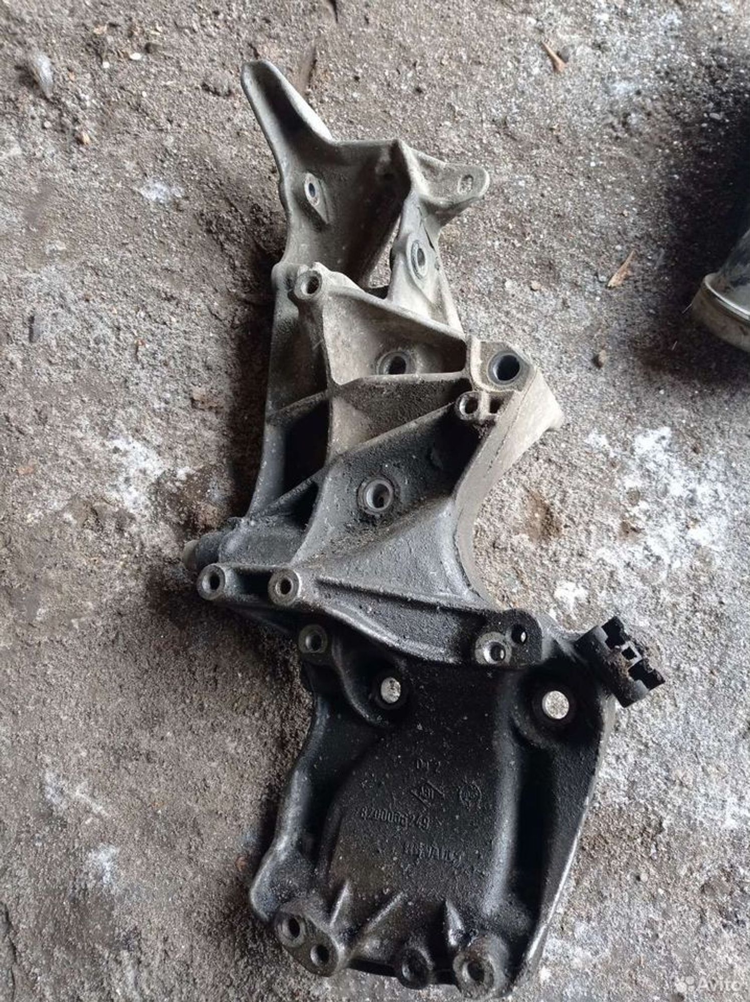 https://ycs.partsauto.market/partsauto-images/thmbs/2083c2a62fd034e59038f15de4c6b061/05b3772c0e0816ae3e98bf665504f154/127fbcdcc16fba8863ac1dfd891813f2.jpg