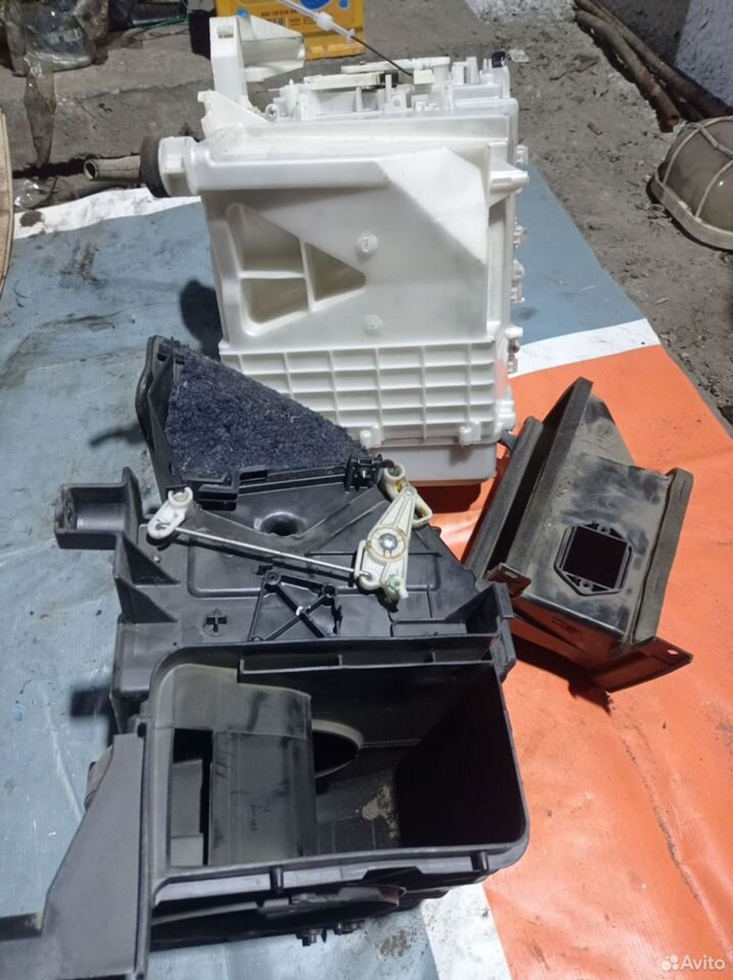 https://ycs.partsauto.market/partsauto-images/thmbs/2083c2a62fd034e59038f15de4c6b061/06bab4fcf40311ac639f08779e966253/46d35d1ec70f9d6ae4b29e382a2e32f0.jpg