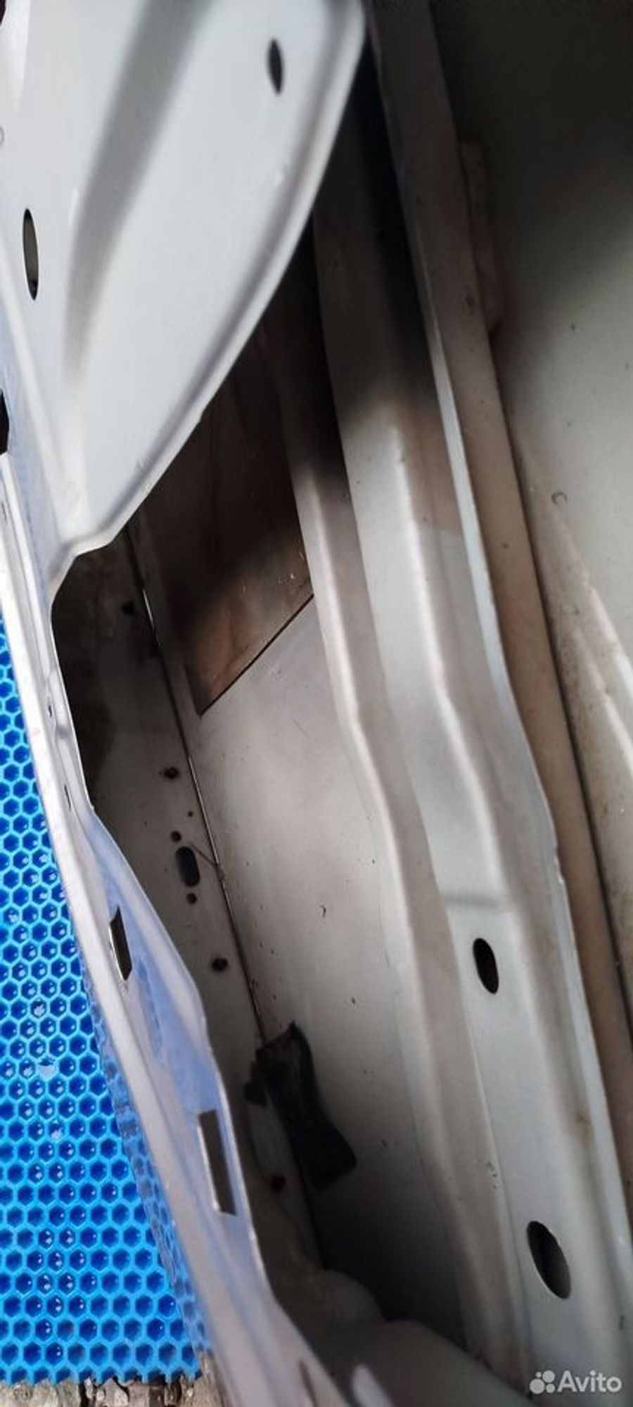 https://ycs.partsauto.market/partsauto-images/thmbs/2083c2a62fd034e59038f15de4c6b061/095e2502a42f036b5a13250b3ed71899/46bbcca32ead70b59413cadcc04895dc.jpg