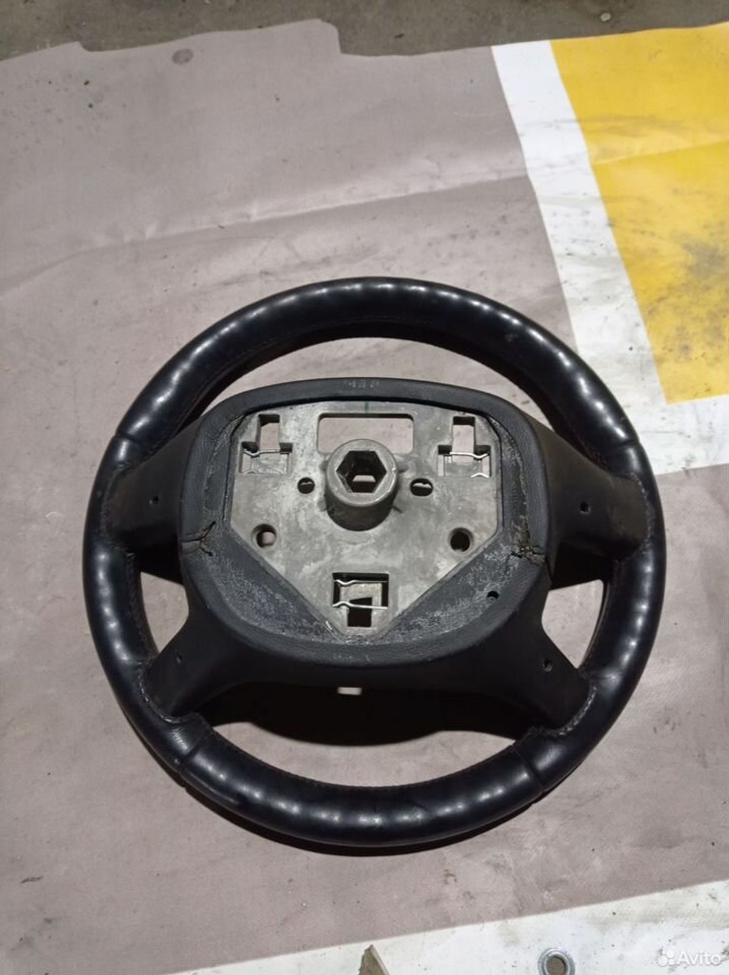 https://ycs.partsauto.market/partsauto-images/thmbs/2083c2a62fd034e59038f15de4c6b061/101def9a4c2a9aae622e210832e9cd14/71126e013be1f389eb48b5e99c975eee.jpg