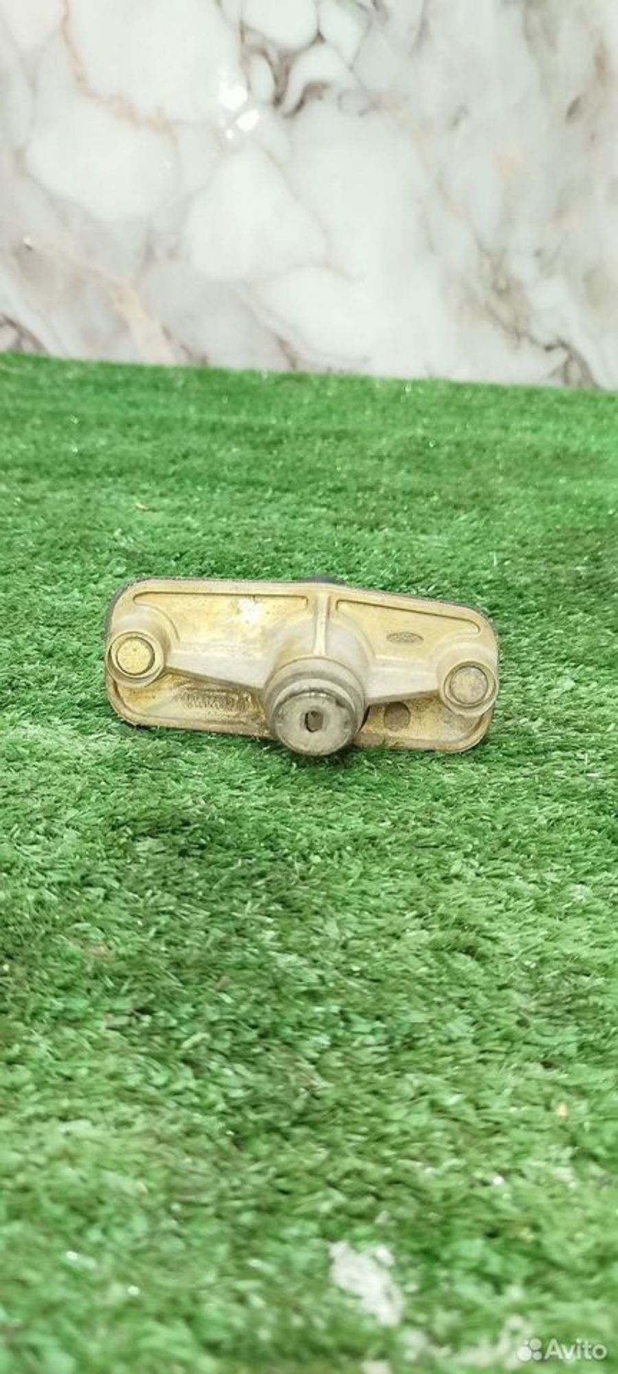 https://ycs.partsauto.market/partsauto-images/thmbs/2083c2a62fd034e59038f15de4c6b061/117e61df5d1fc4747af522cf671c132f/eb024211770a144f435db20dc64c2361.jpg