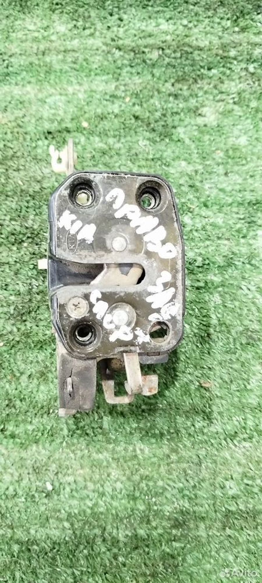 https://ycs.partsauto.market/partsauto-images/thmbs/2083c2a62fd034e59038f15de4c6b061/15262339af9b956b0f455f2495872b8d/041756f30362b8d05e754014a21b4640.jpg