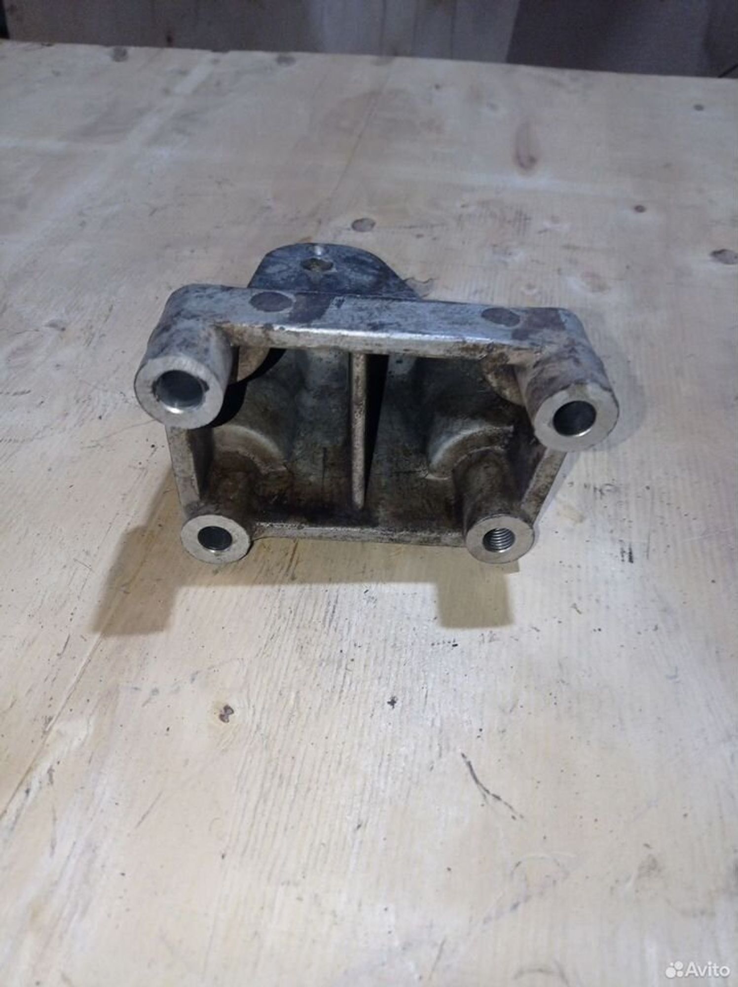 https://ycs.partsauto.market/partsauto-images/thmbs/2083c2a62fd034e59038f15de4c6b061/1978cdb5d5caffb6cac0dbfe7fcd5e87/b8a27265a8196c0a0ab719144babf26f.jpg