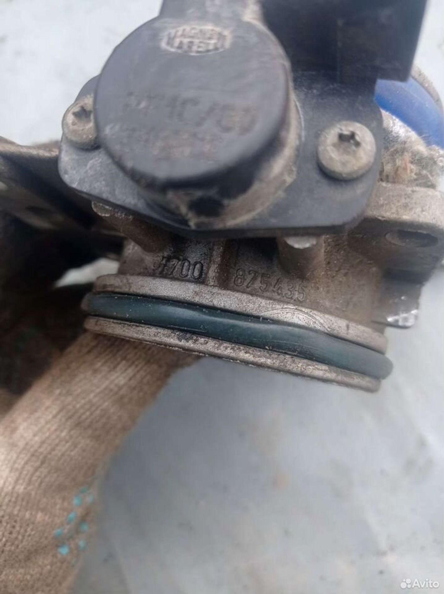 https://ycs.partsauto.market/partsauto-images/thmbs/2083c2a62fd034e59038f15de4c6b061/22346b07f3378d30435170876bbac5eb/402aa4b23f2d99804bc4e97b0dc9832a.jpg