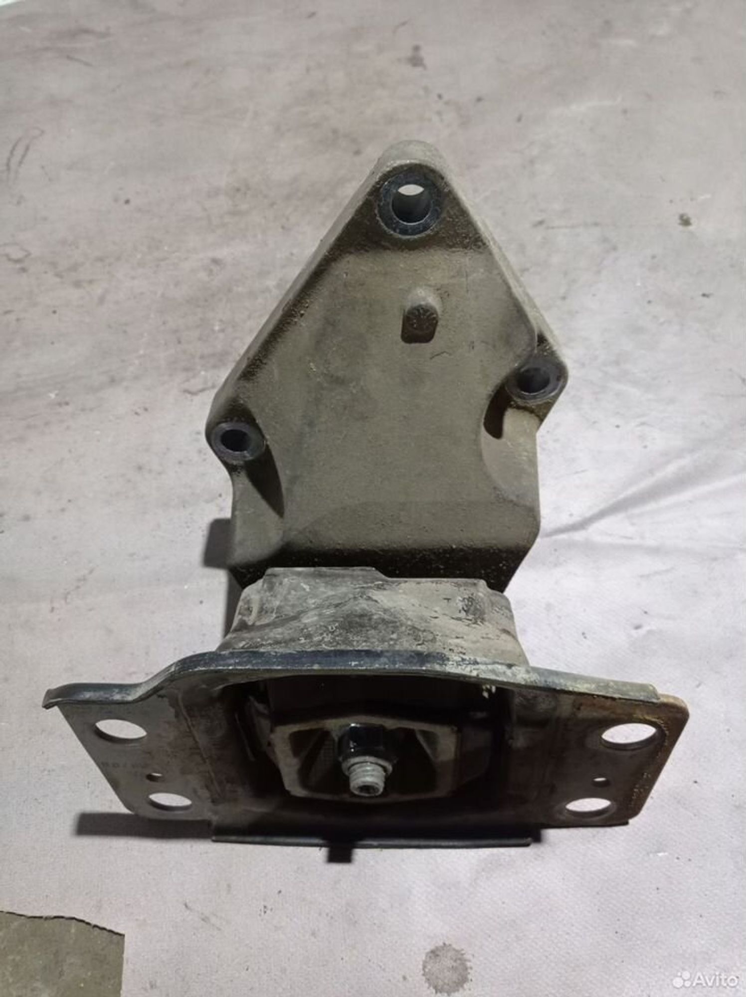 https://ycs.partsauto.market/partsauto-images/thmbs/2083c2a62fd034e59038f15de4c6b061/294d067547ccf36051019be34efc8bdb/ee4c393599fda89c7093b608b46ff95c.jpg