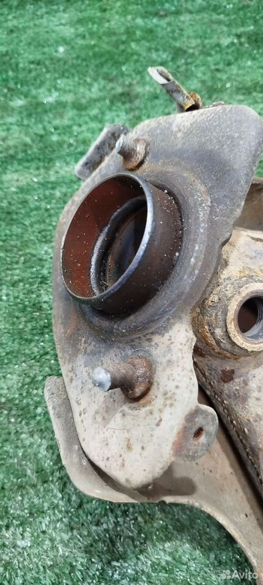 https://ycs.partsauto.market/partsauto-images/thmbs/2083c2a62fd034e59038f15de4c6b061/2d02df101e16683787620ae8e6f9246f/f833f36be55f4829414ae9ff83f3600e.jpg