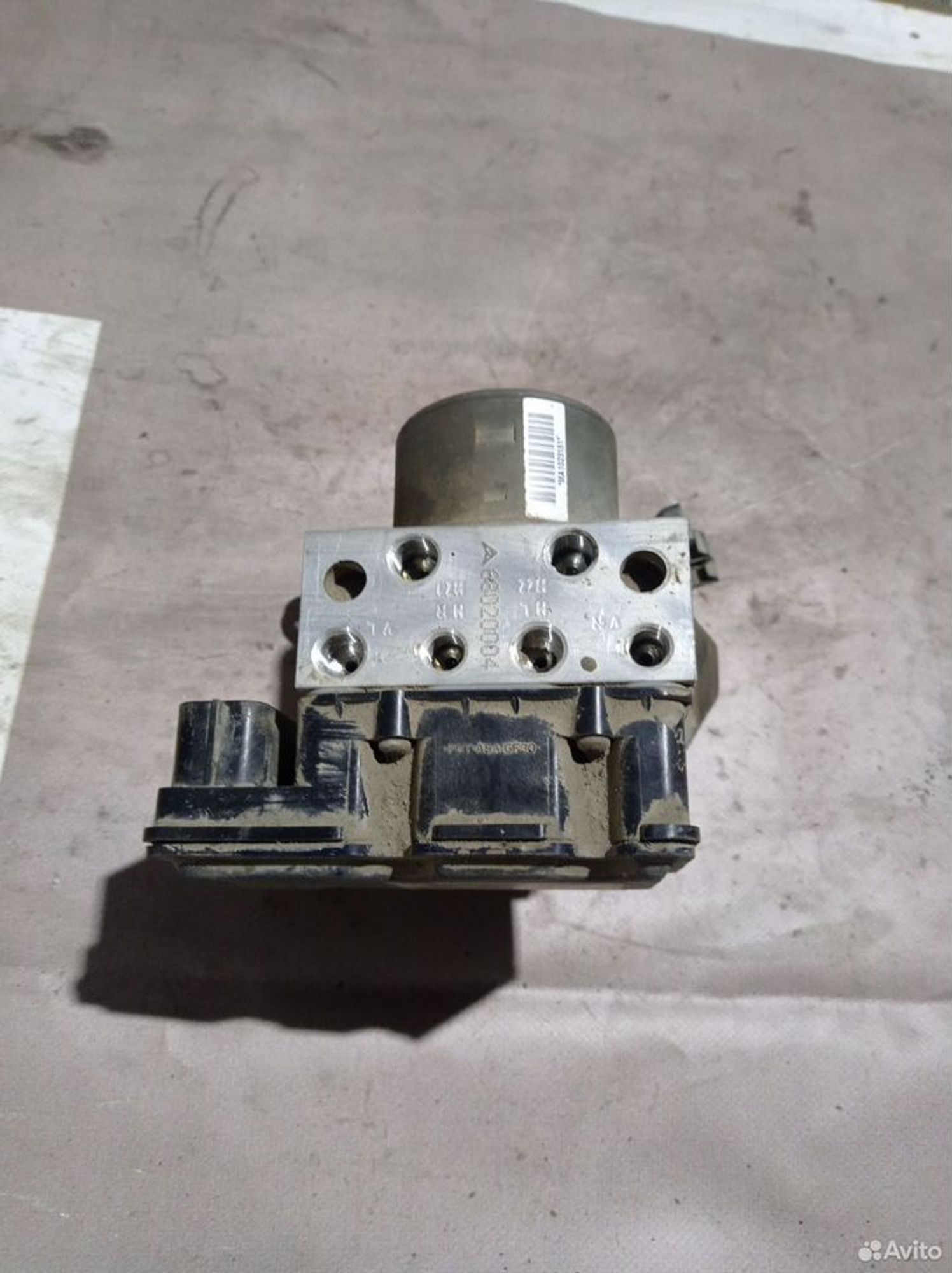 https://ycs.partsauto.market/partsauto-images/thmbs/2083c2a62fd034e59038f15de4c6b061/32bbbe939aeabc95279d4ee912960acc/591b26101af1a6287bf0f6b18705a02c.jpg