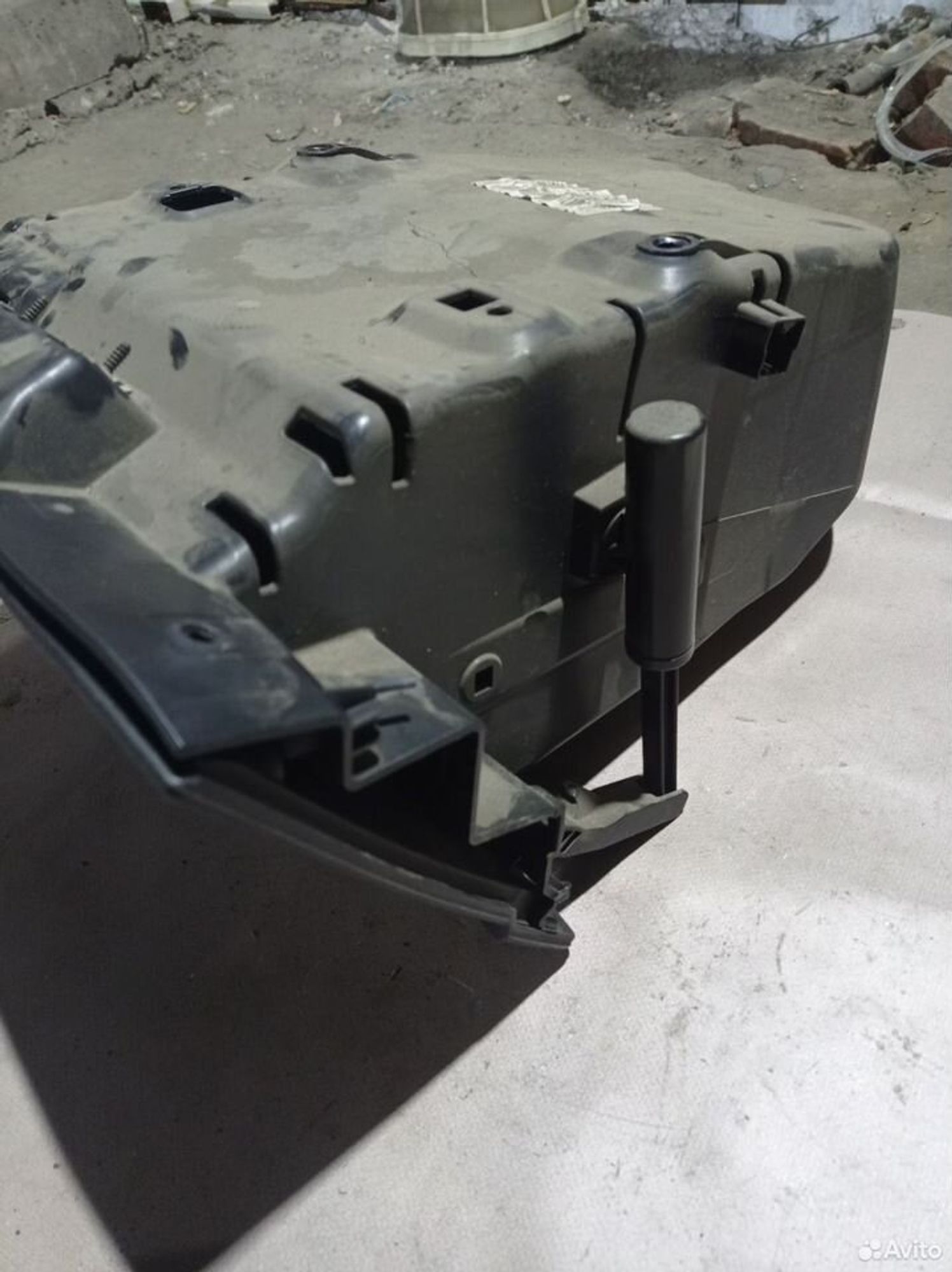 https://ycs.partsauto.market/partsauto-images/thmbs/2083c2a62fd034e59038f15de4c6b061/34ddd73821690ef6986a10a3f85c8c93/52ec67e0fe215a0198733dbb2d4705ae.jpg