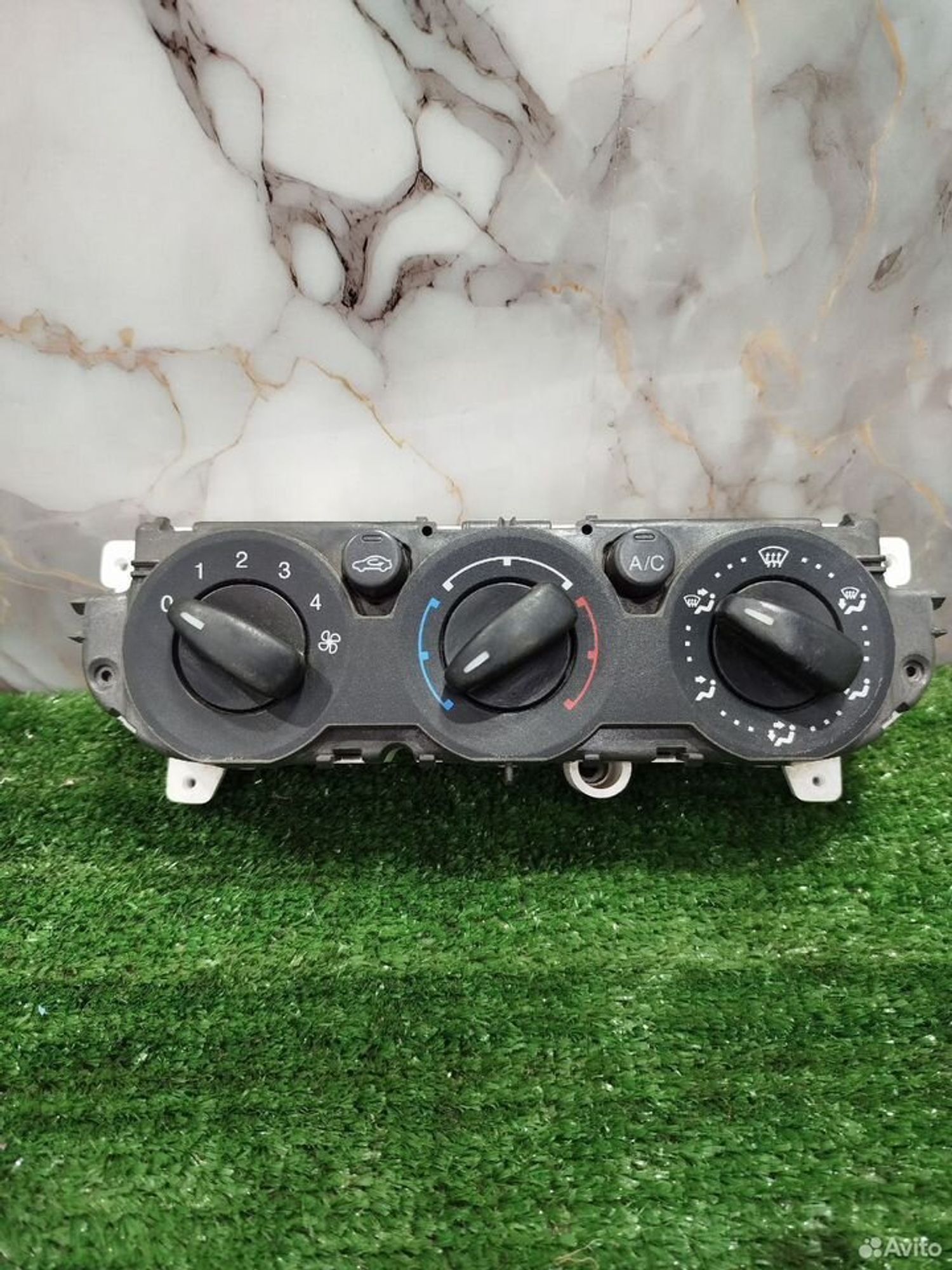 https://ycs.partsauto.market/partsauto-images/thmbs/2083c2a62fd034e59038f15de4c6b061/3694d59f203a6e3705cd35b2b1ec9f1b/0d6b8a20525ea90d42ac6b9ae5882b43.jpg