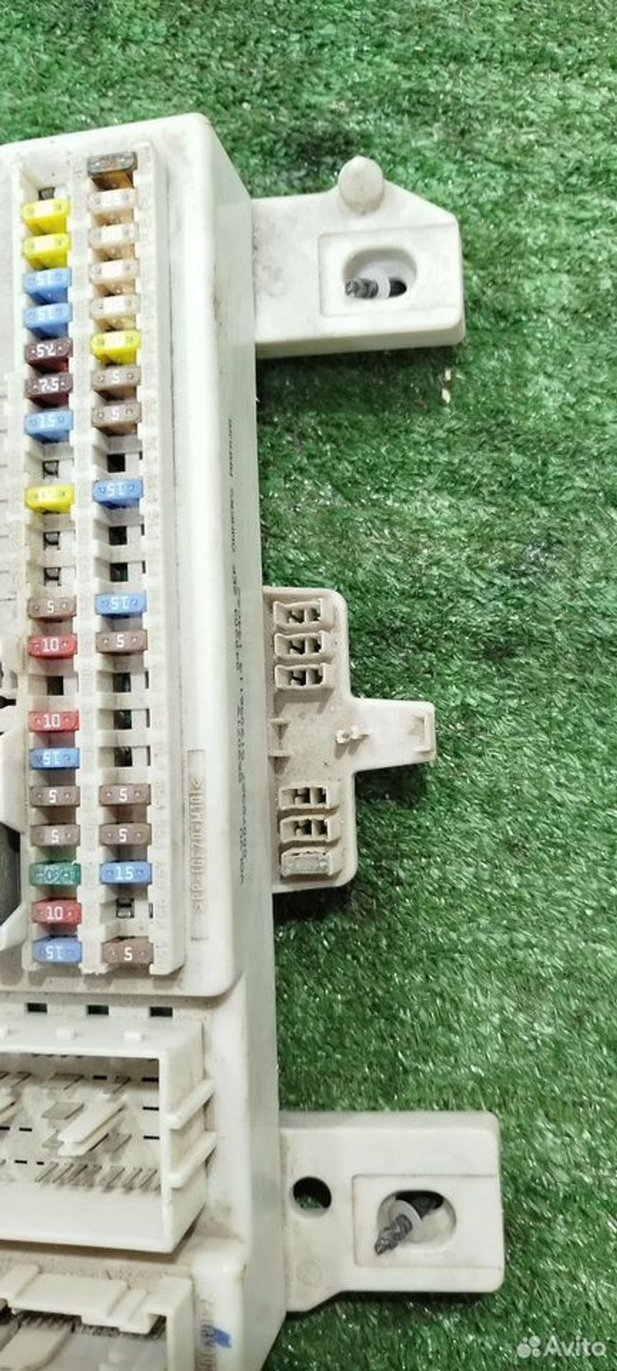 https://ycs.partsauto.market/partsauto-images/thmbs/2083c2a62fd034e59038f15de4c6b061/39d6ab97dbc4d8a4b64c186b37822188/60e1ff94fd9a2140283e0255c3fd8b99.jpg