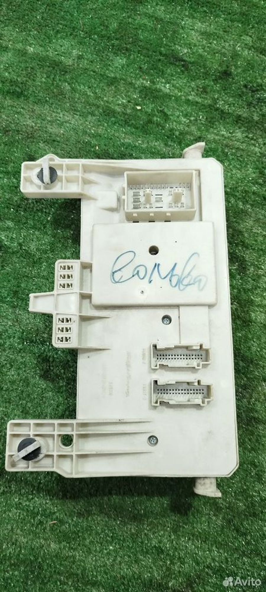 https://ycs.partsauto.market/partsauto-images/thmbs/2083c2a62fd034e59038f15de4c6b061/39d6ab97dbc4d8a4b64c186b37822188/653c8abb39bf7efb2a1be4ee6f6963b4.jpg