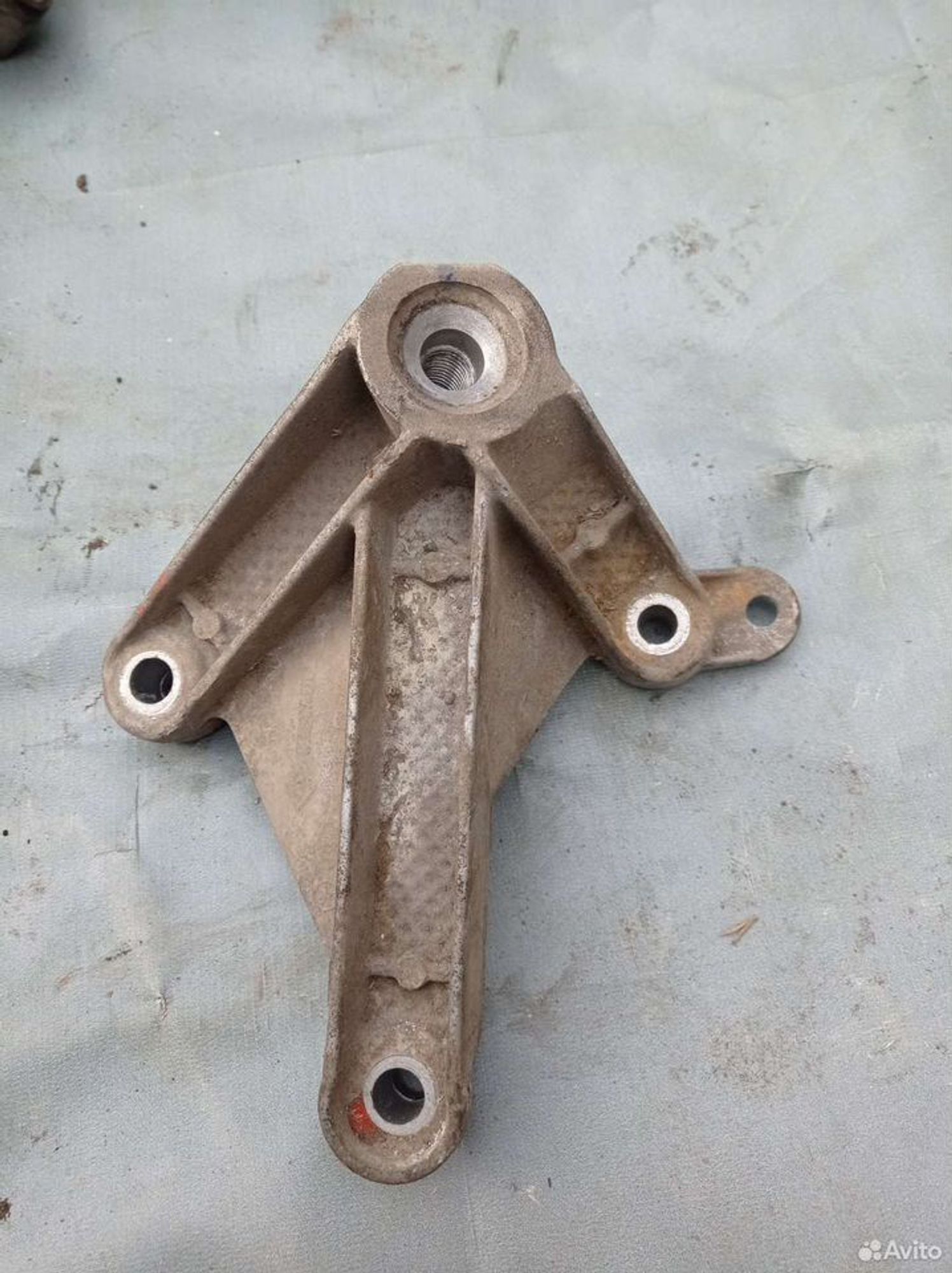 https://ycs.partsauto.market/partsauto-images/thmbs/2083c2a62fd034e59038f15de4c6b061/49a021b98d86530e94b245b784a6cf13/dc62751ad8cfaa6a4033885c4d1fc266.jpg