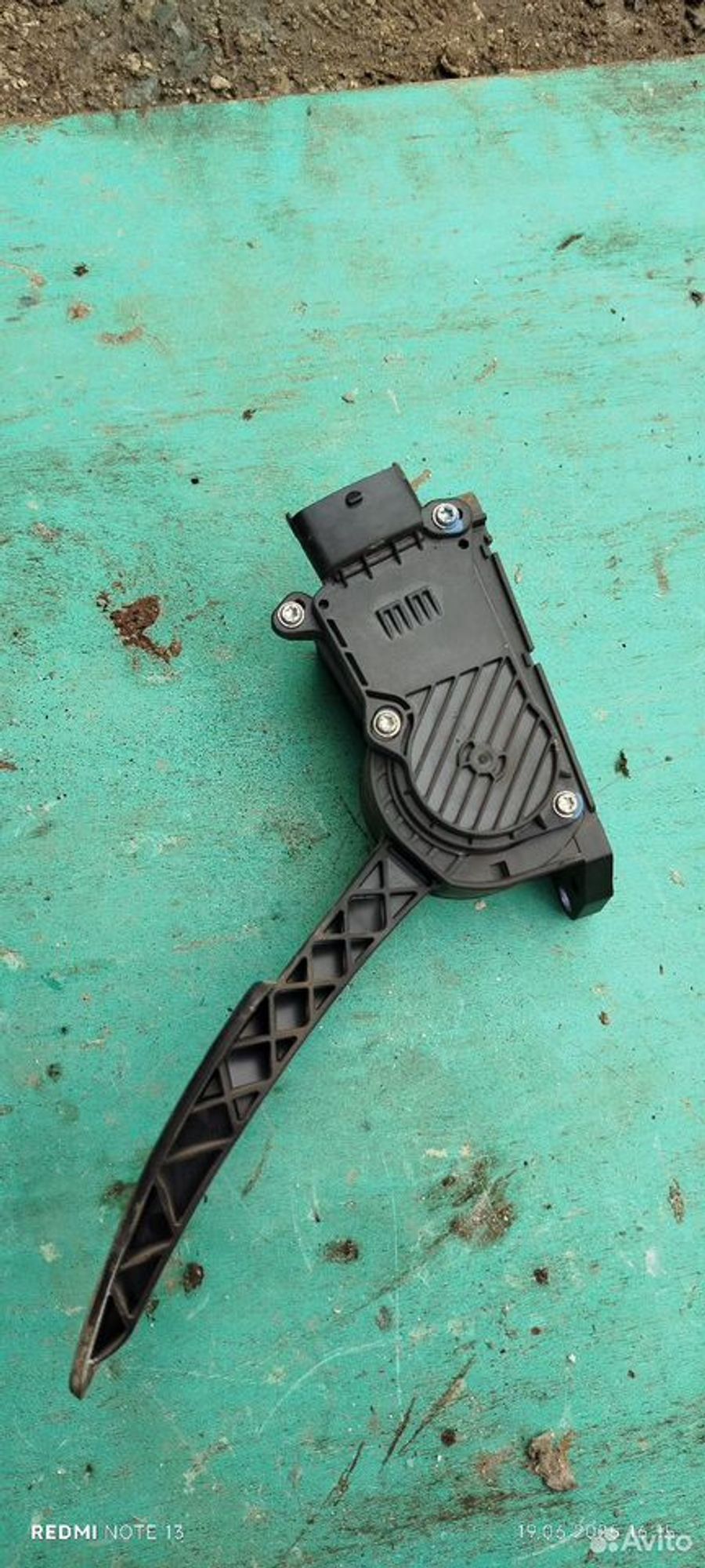 https://ycs.partsauto.market/partsauto-images/thmbs/2083c2a62fd034e59038f15de4c6b061/4b7349b3d190744c25c4777c7c6b057c/24763bda928819e6e504b3289f9f60a5.jpg