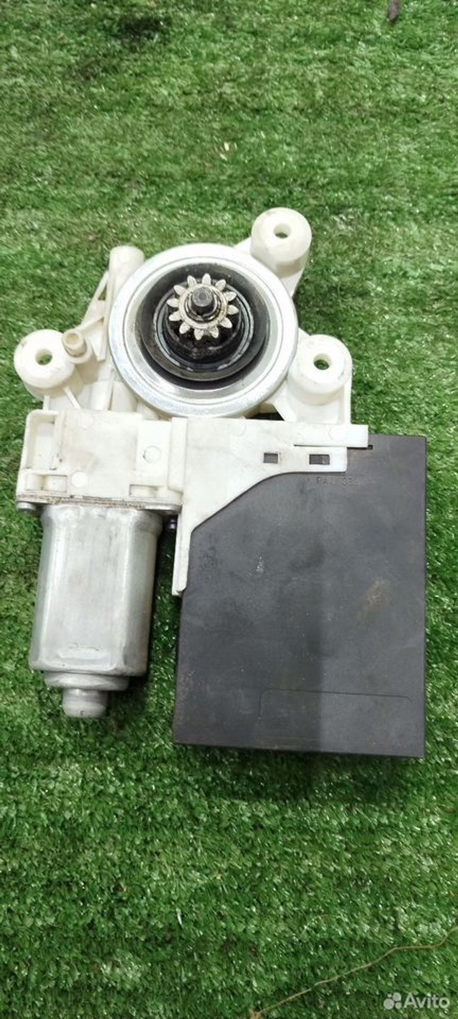 https://ycs.partsauto.market/partsauto-images/thmbs/2083c2a62fd034e59038f15de4c6b061/4bb699a65c9955ca4dfe66afbd58541e/4cde5e71c2ad2d4456c1ed4bb64c3062.jpg