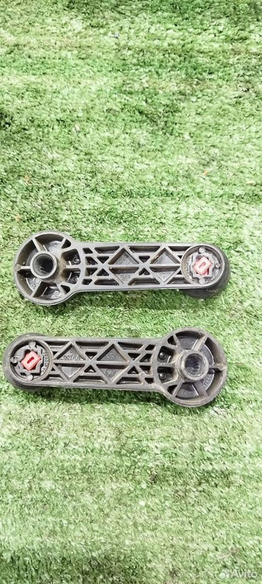 https://ycs.partsauto.market/partsauto-images/thmbs/2083c2a62fd034e59038f15de4c6b061/4d74941ef4a55de4fba7f8f52aff6d21/d74a1dfc5756414fd84066b6703efd33.jpg