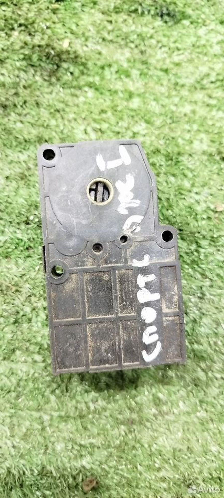 https://ycs.partsauto.market/partsauto-images/thmbs/2083c2a62fd034e59038f15de4c6b061/50534f032ff0faa9242e30035049cc95/63d0278603504a7aa877d7d686ff4697.jpg