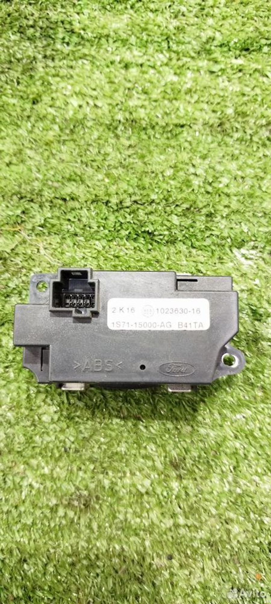 https://ycs.partsauto.market/partsauto-images/thmbs/2083c2a62fd034e59038f15de4c6b061/5848973d5134a66ead848b86fc6ef5b2/8cb6ac5044d64a4a09a081d2dfc6c592.jpg