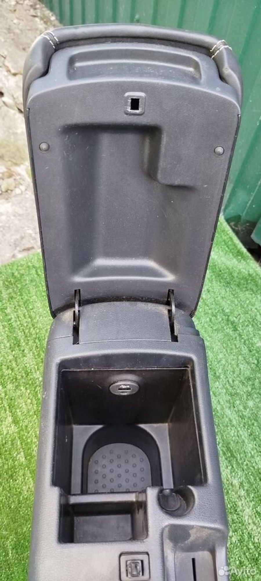https://ycs.partsauto.market/partsauto-images/thmbs/2083c2a62fd034e59038f15de4c6b061/5c3eb4d0e637fafd7c498327cba39941/537e253b5d27713f57bef95477f21c64.jpg