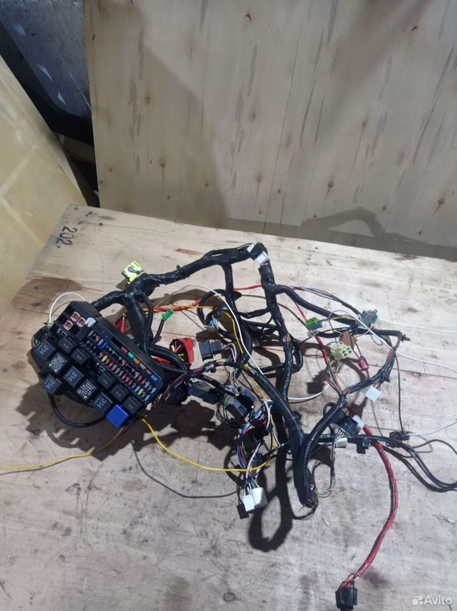 https://ycs.partsauto.market/partsauto-images/thmbs/2083c2a62fd034e59038f15de4c6b061/628e3d0ffd6be7818dee77953c0d03b1/677a35b1d86f275c999871f2e2765b88.jpg