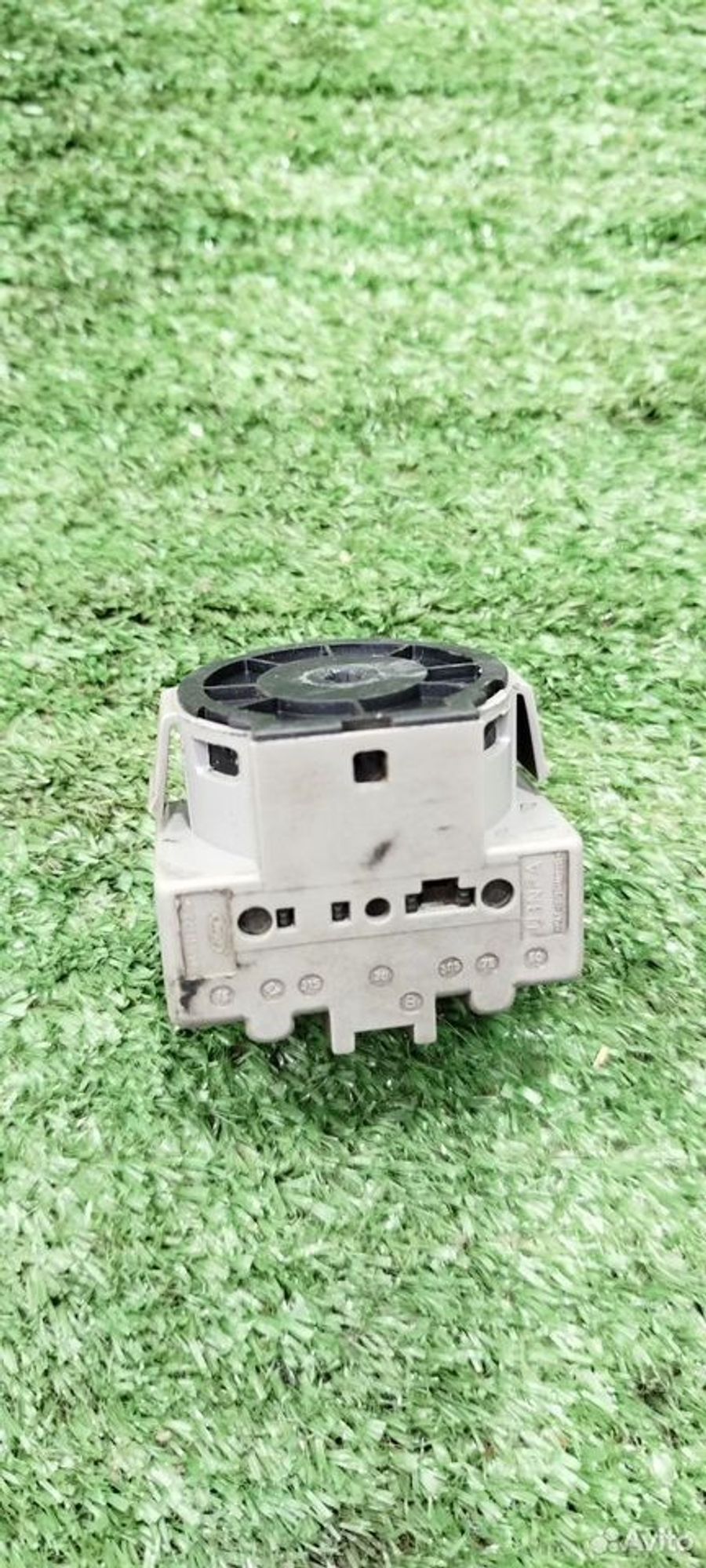 https://ycs.partsauto.market/partsauto-images/thmbs/2083c2a62fd034e59038f15de4c6b061/70fcc0aa4ff2c939d6ff7bde7b516148/7a23ce1c61198f12dea771f3723d04fa.jpg