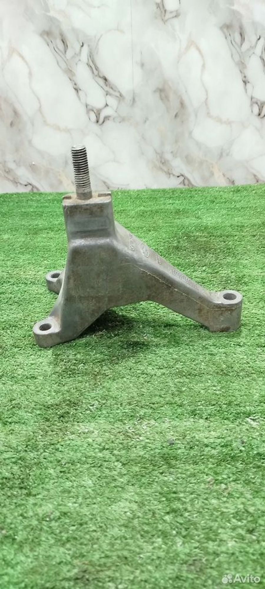 https://ycs.partsauto.market/partsauto-images/thmbs/2083c2a62fd034e59038f15de4c6b061/7216842f5385d7a1254044ff8002a879/926f03f0a6720d493297c37e271a1ba0.jpg