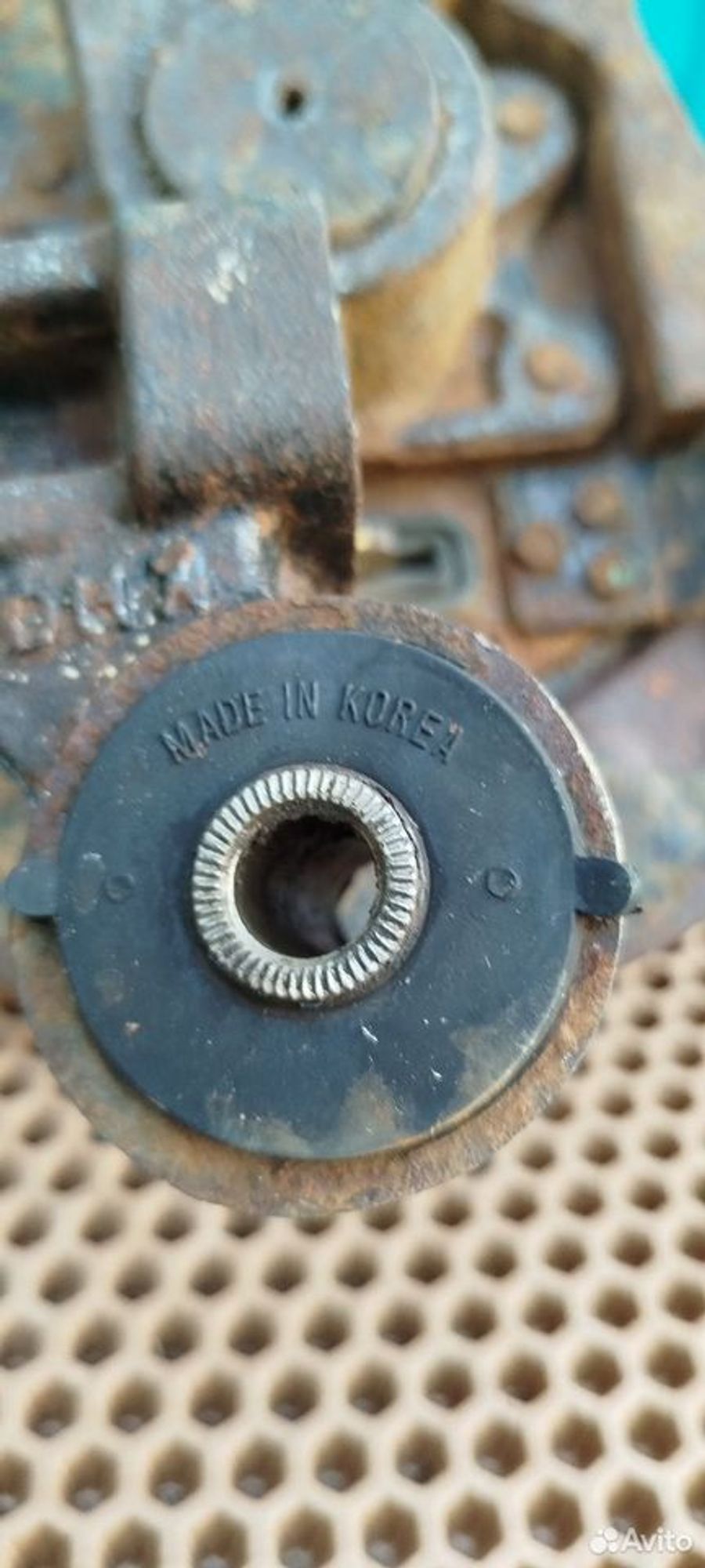 https://ycs.partsauto.market/partsauto-images/thmbs/2083c2a62fd034e59038f15de4c6b061/73bcf6d07fc09a74e1247ea5544614b3/3966facf1b65fddd71c78949be79edaa.jpg