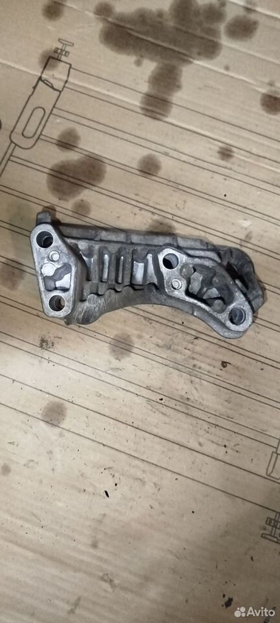https://ycs.partsauto.market/partsauto-images/thmbs/2083c2a62fd034e59038f15de4c6b061/77b0679fab5654897b431d85fc9e9a19/3eda2330f675ea1afa5ab456fdfaf41a.jpg