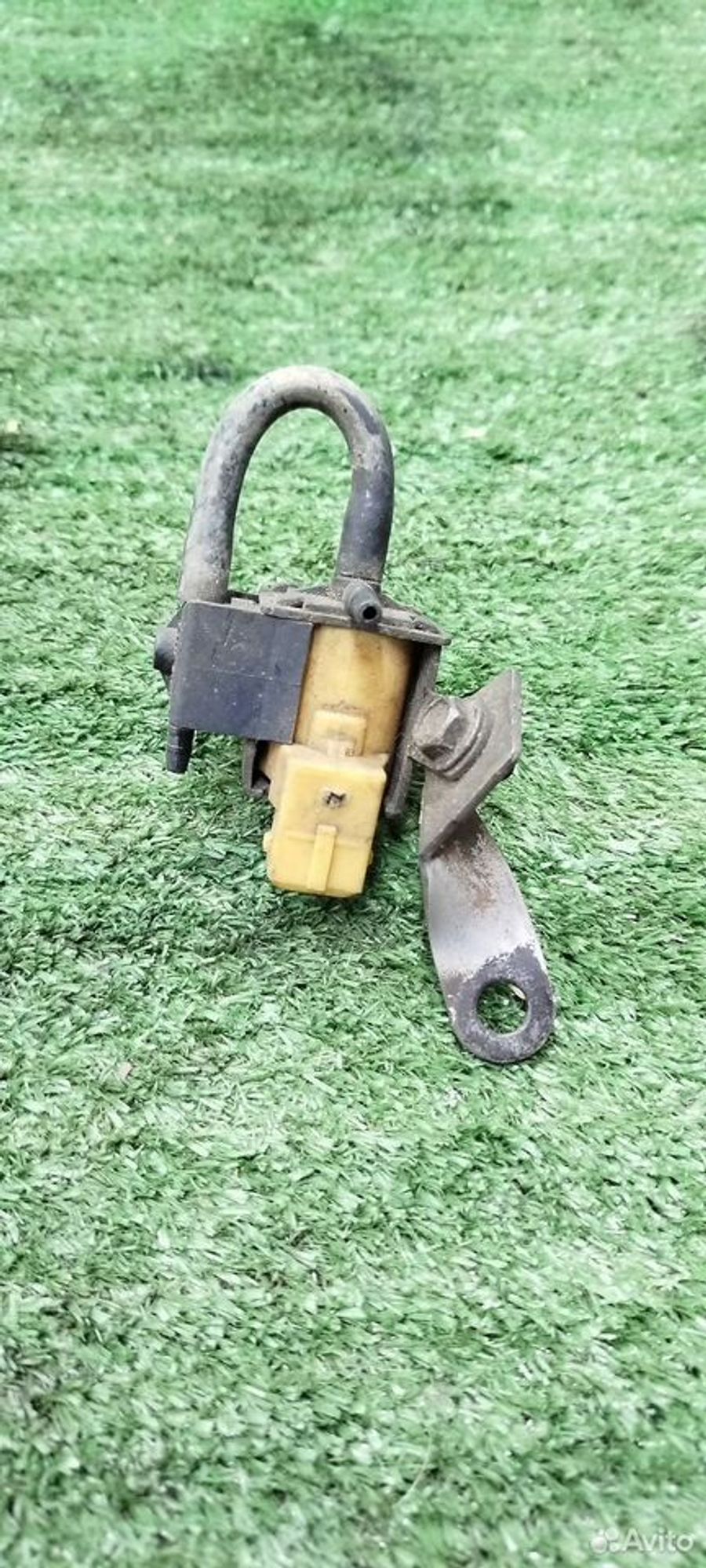 https://ycs.partsauto.market/partsauto-images/thmbs/2083c2a62fd034e59038f15de4c6b061/79d885ae4a38f8be61ea1003ae6fcc27/903e2c5e6991455d835c60dfcc77e3cb.jpg