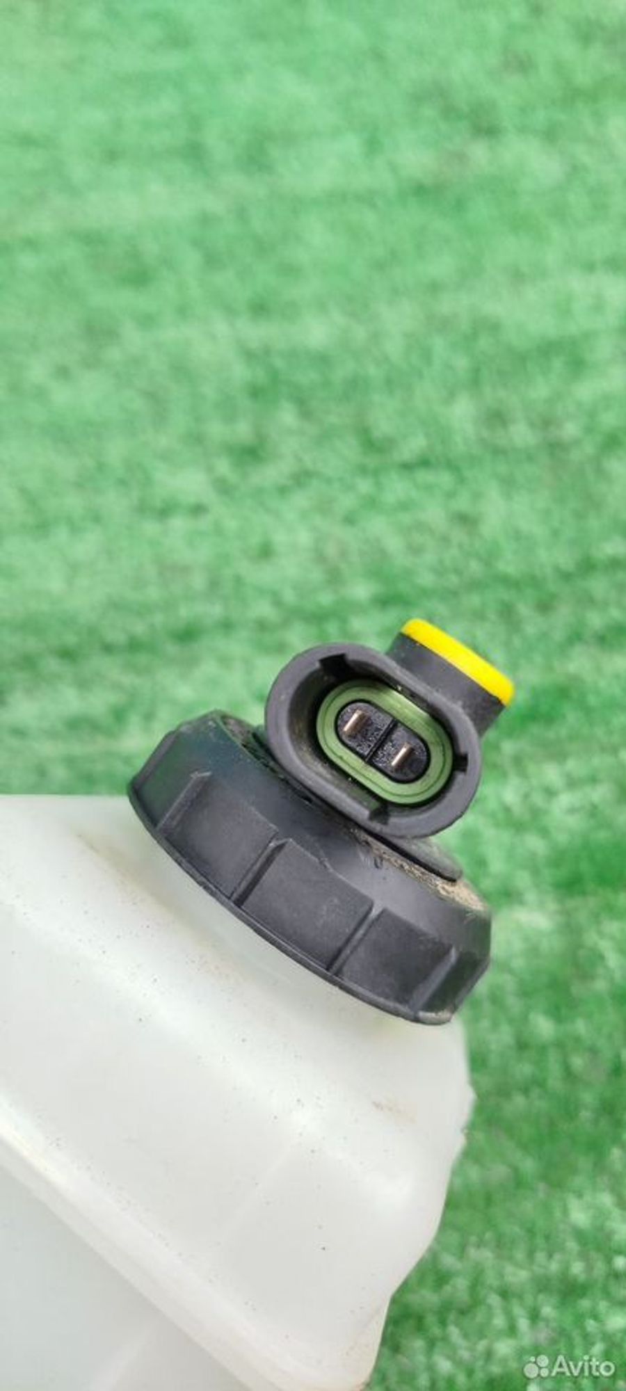 https://ycs.partsauto.market/partsauto-images/thmbs/2083c2a62fd034e59038f15de4c6b061/8d0b866c62989756dece50c098682a90/a20afcaaf05a4b0308e80fb58570c82b.jpg
