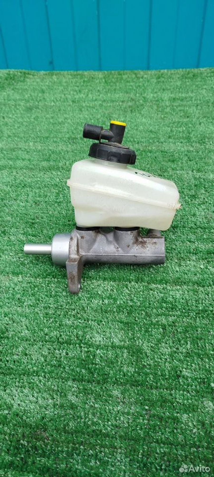 https://ycs.partsauto.market/partsauto-images/thmbs/2083c2a62fd034e59038f15de4c6b061/8d0b866c62989756dece50c098682a90/df89367fda22b61f97a3613f99ffc5ff.jpg