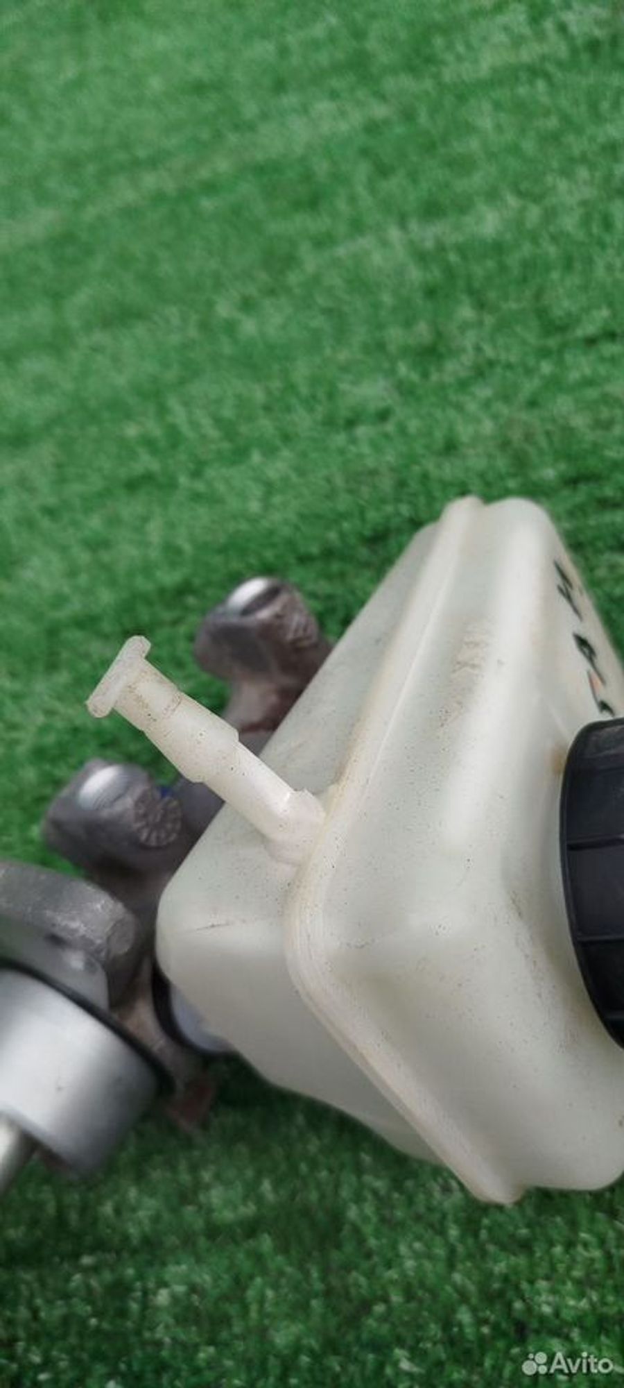 https://ycs.partsauto.market/partsauto-images/thmbs/2083c2a62fd034e59038f15de4c6b061/8d0b866c62989756dece50c098682a90/ee8c852999b26ab1764f9b17de9c78c2.jpg